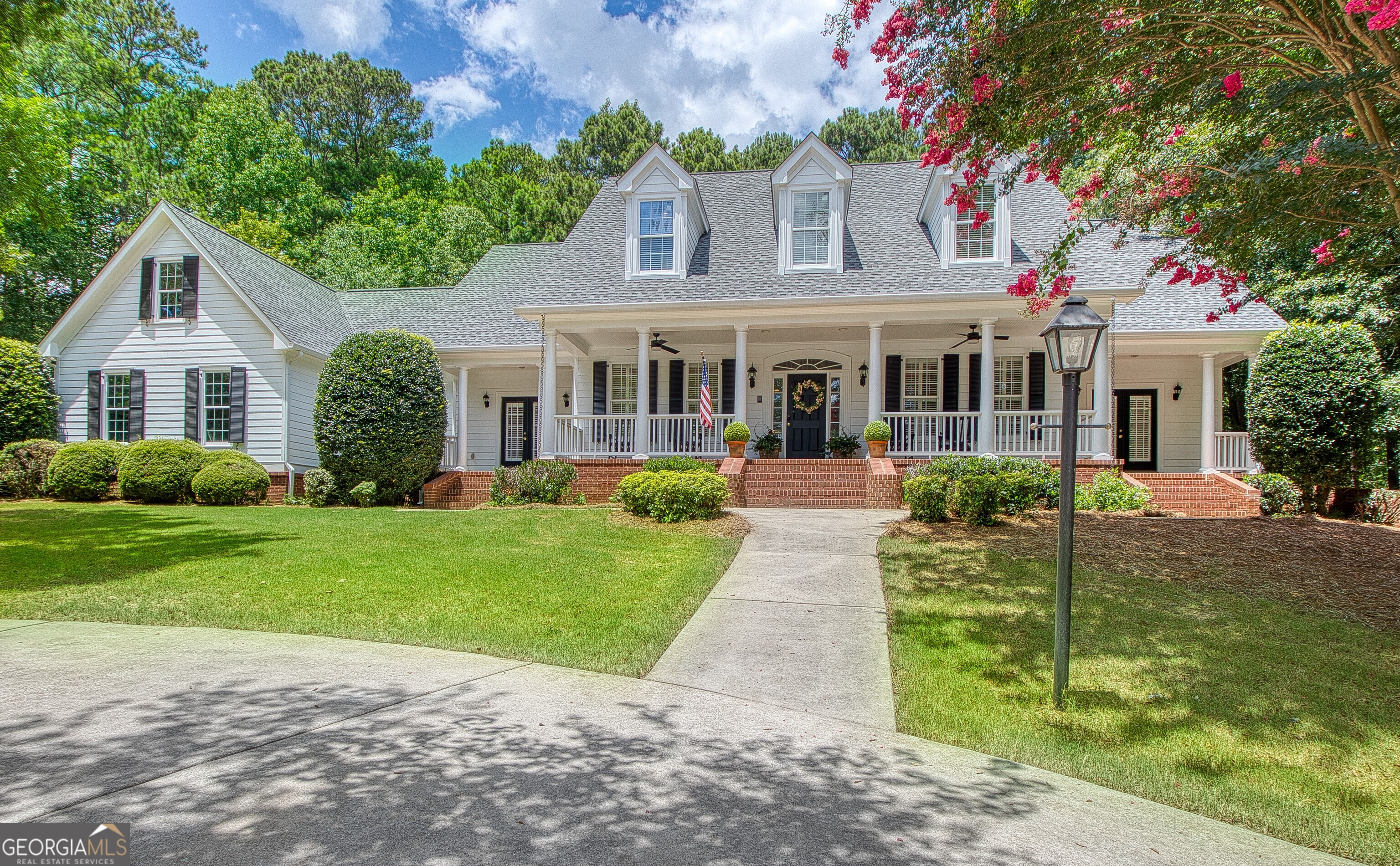 145 Cottonmill Court Property Photo 1