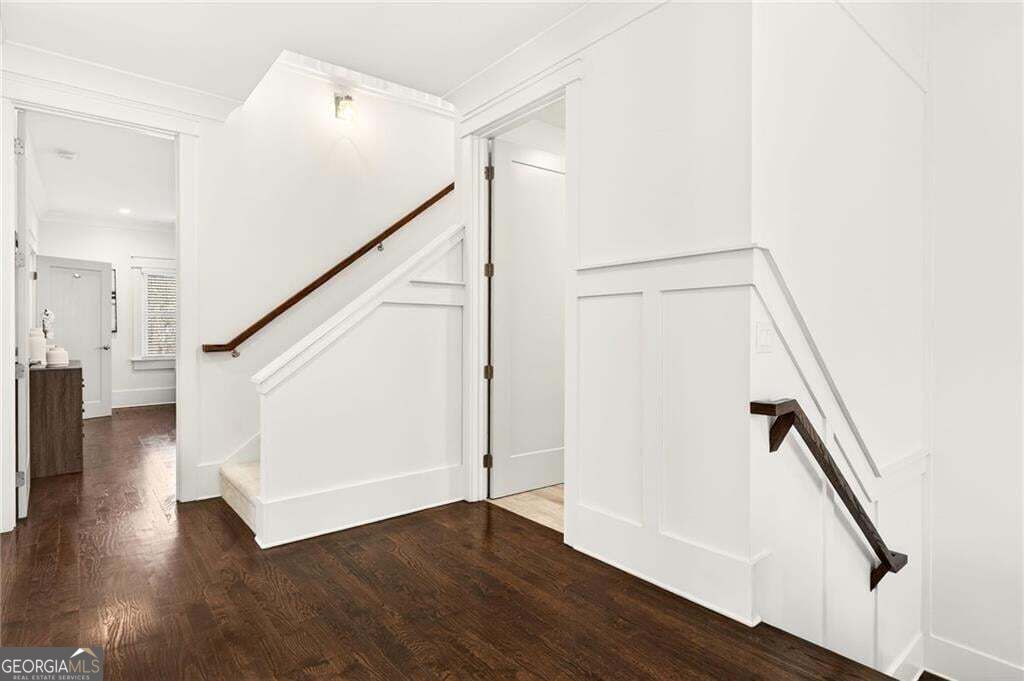 5989 Kenn Manor Way Property Photo 18