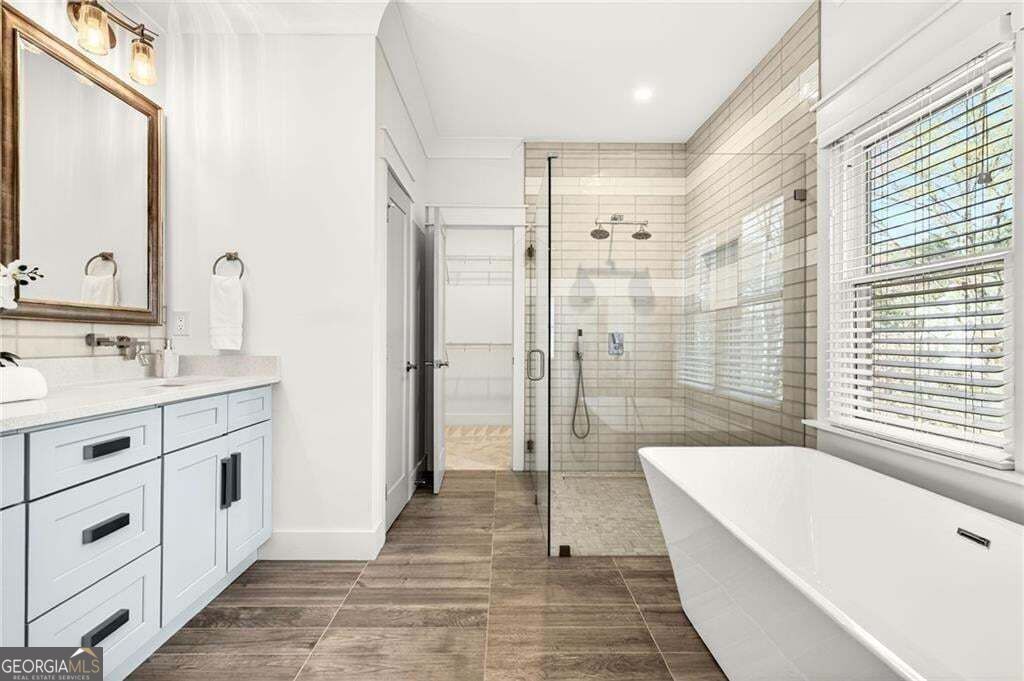 5989 Kenn Manor Way Property Photo 21