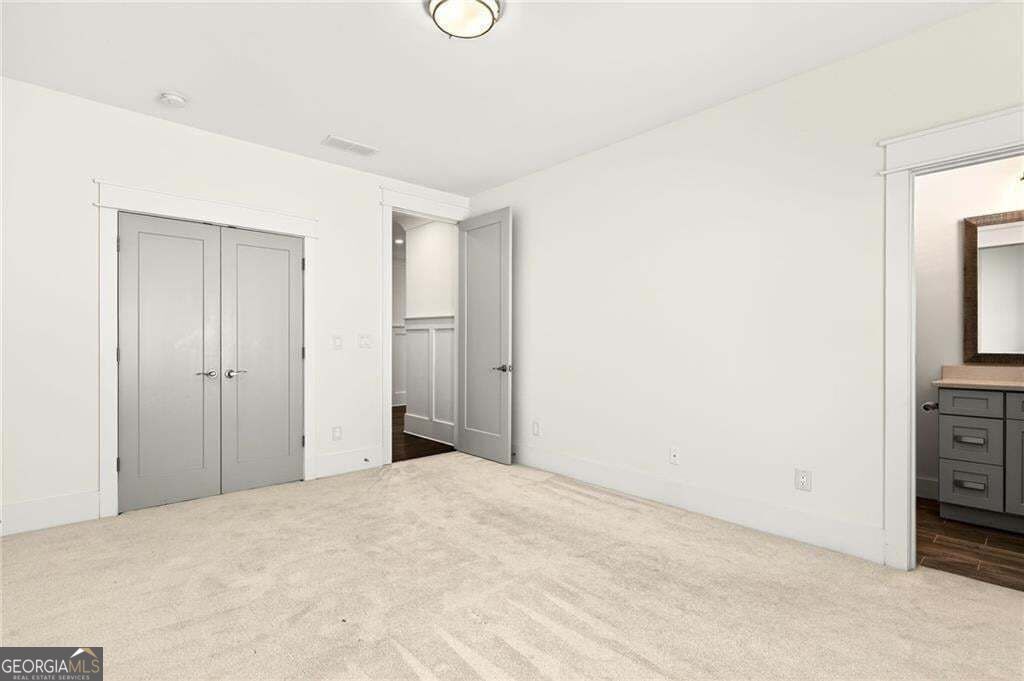 5989 Kenn Manor Way Property Photo 30