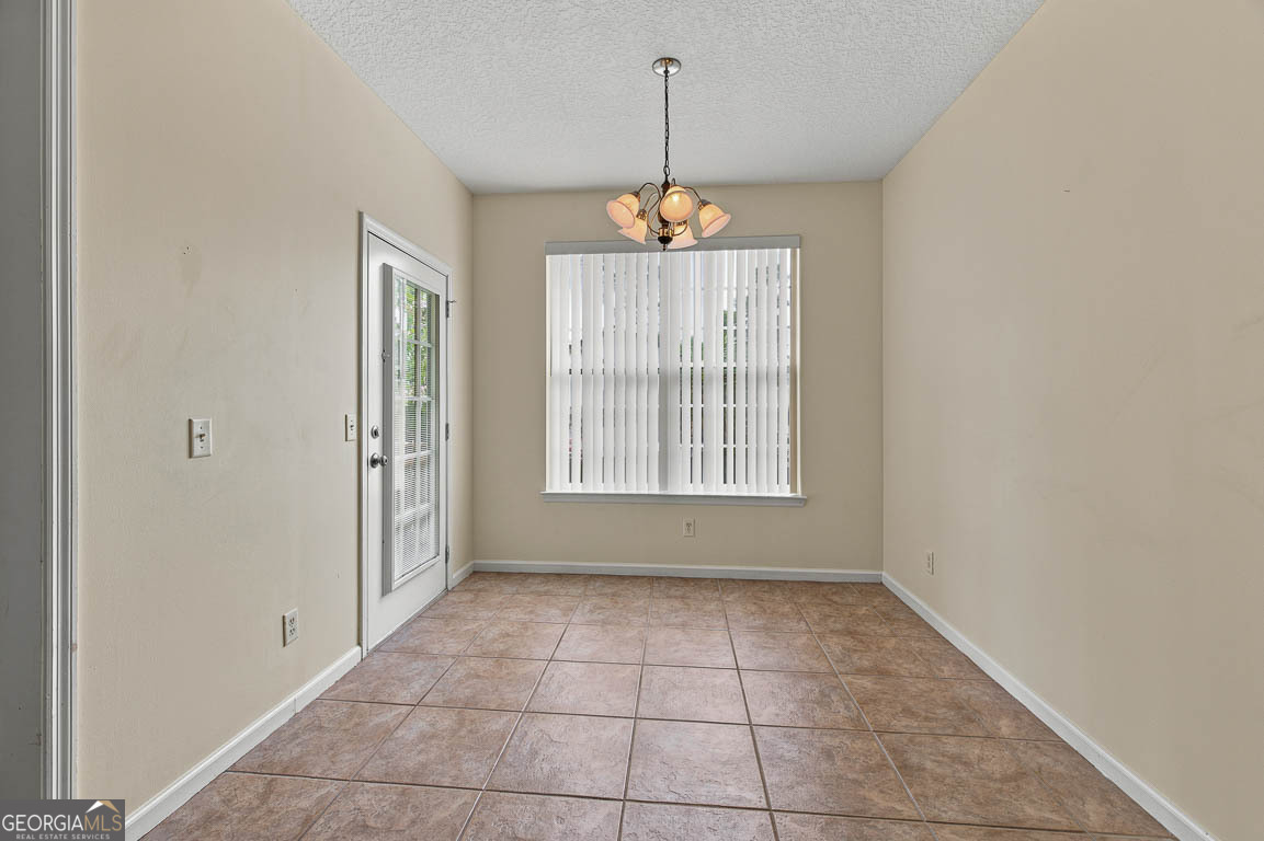 148 Drayton Circle Property Photo 4