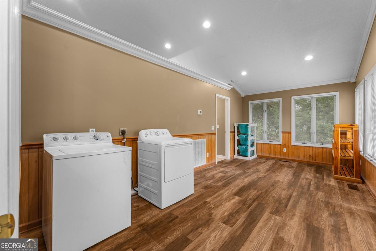 459 Prince Avenue Property Photo 64