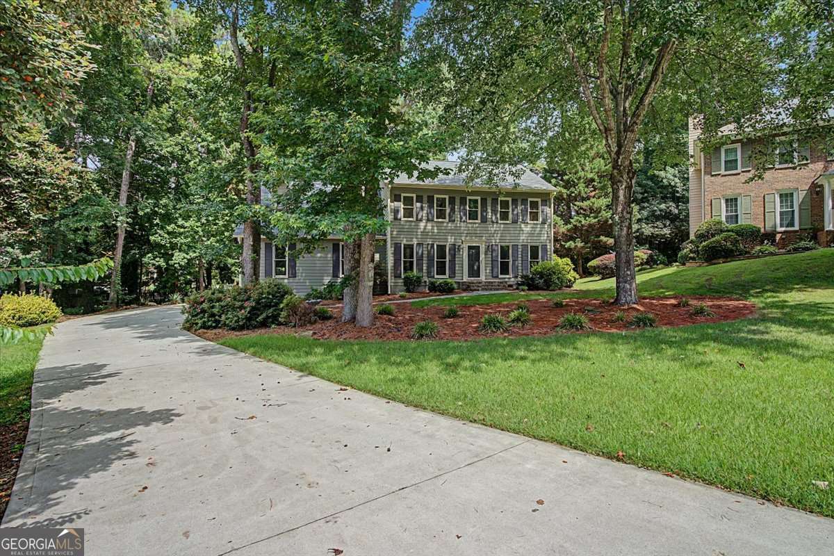 4352 Deerbrook Way Property Photo 3