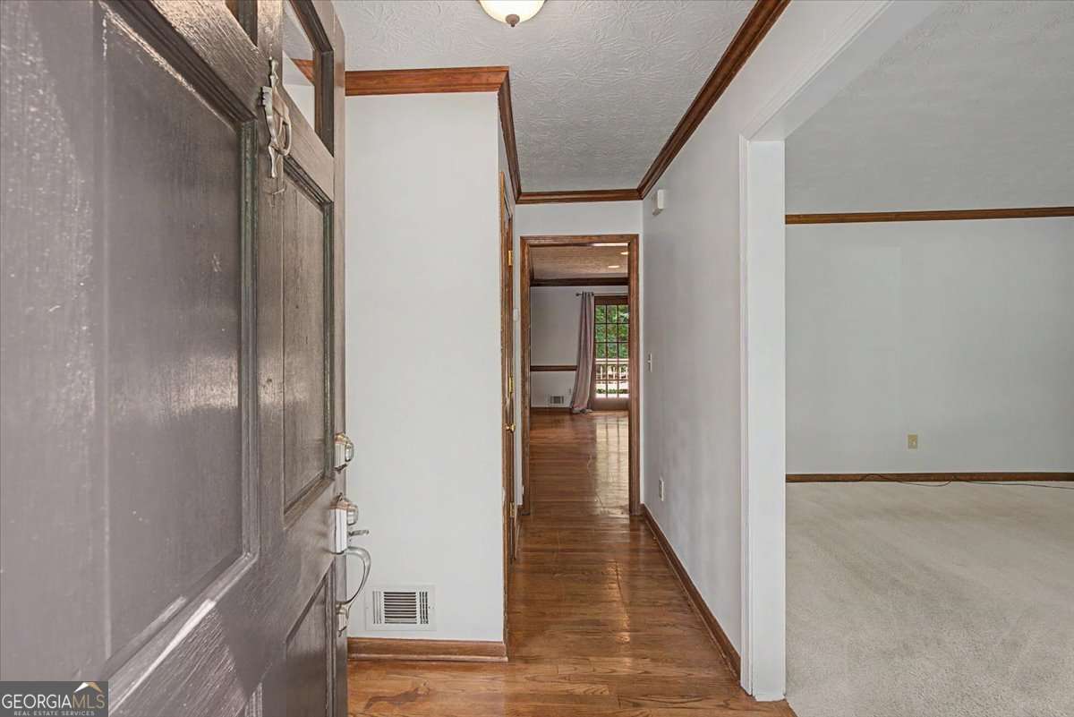 4352 Deerbrook Way Property Photo 8