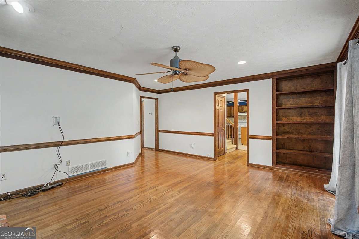 4352 Deerbrook Way Property Photo 24