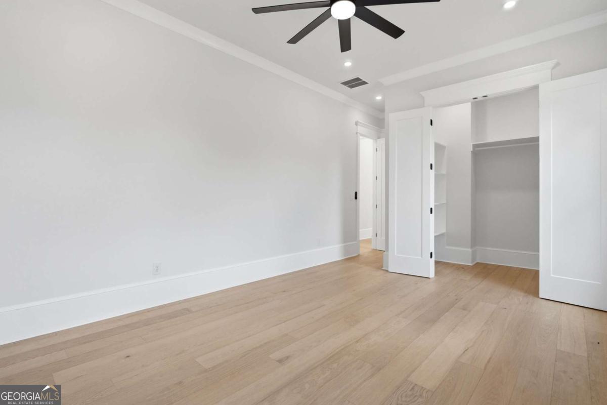 1361 Warren Avenue Property Photo 33