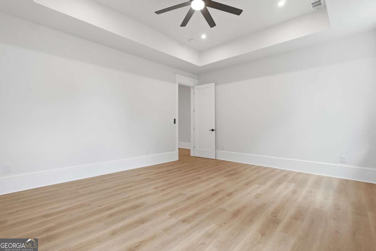 1361 Warren Avenue Property Photo 45