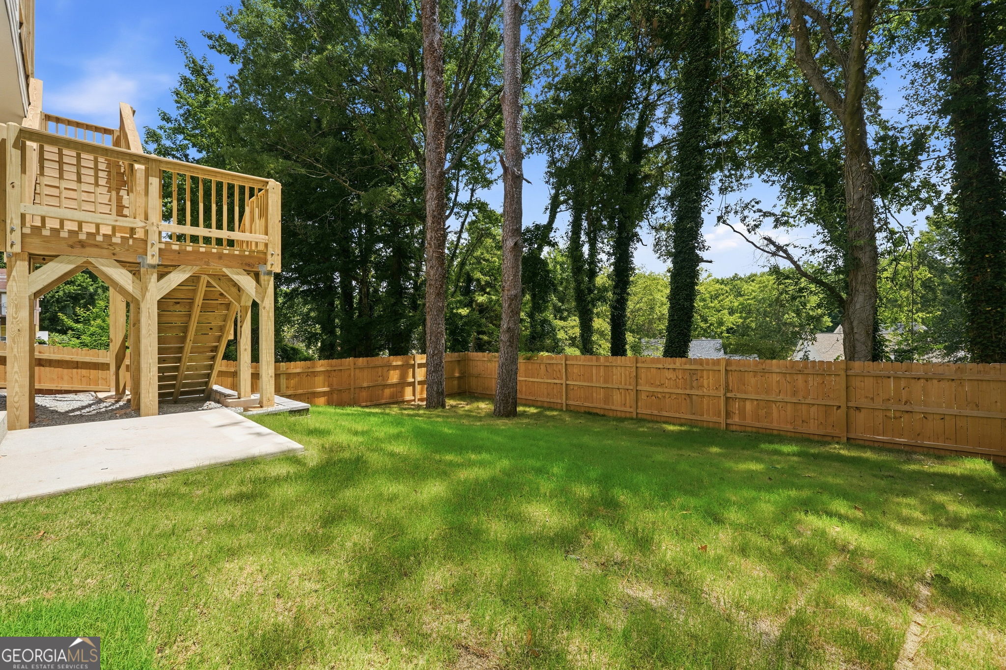 1361 Warren Avenue Property Photo 52