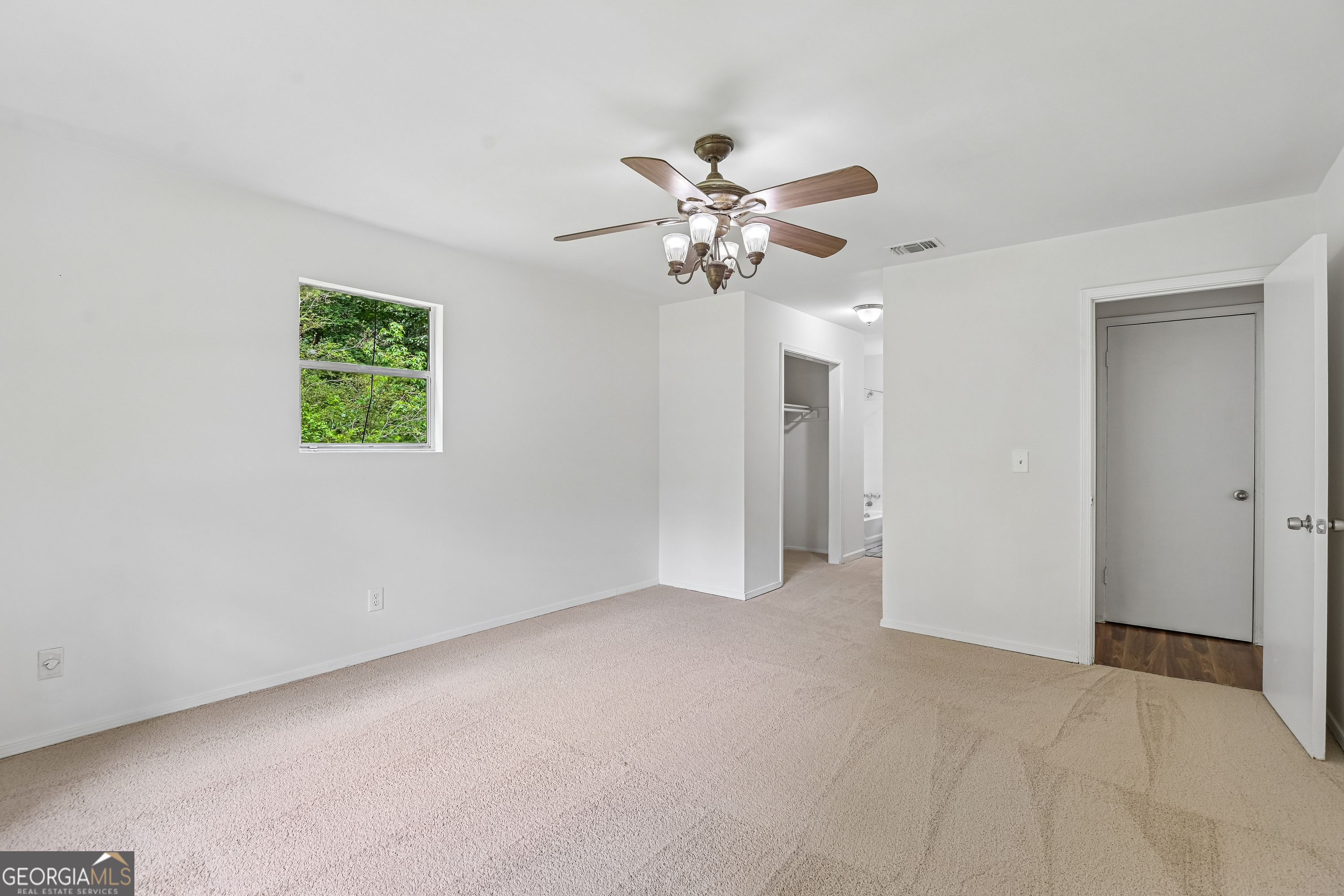 161 Patrick Drive Property Photo 13