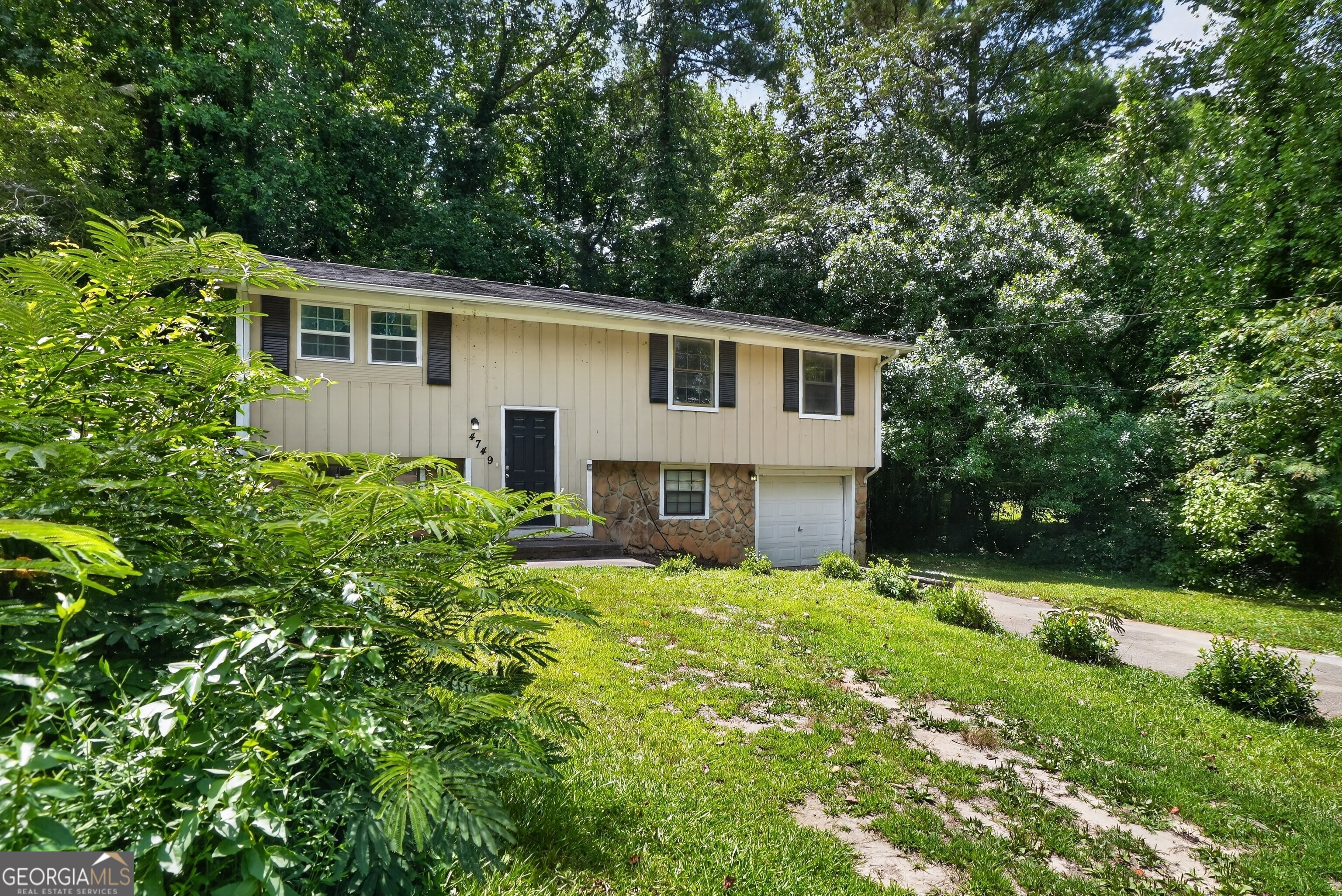 4749 Wildginger Run Property Photo 3
