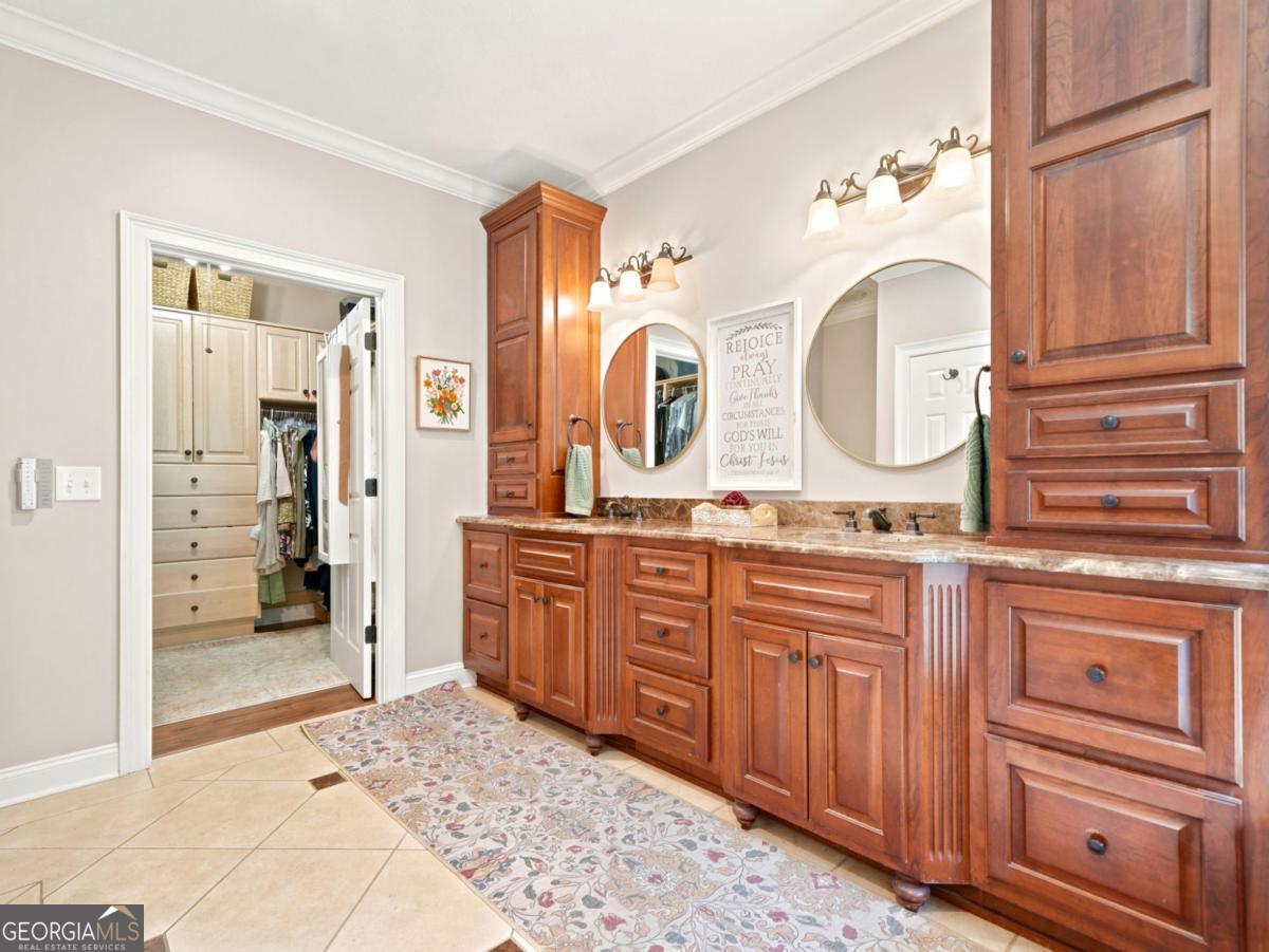 408 Sumner Lane Property Photo 24
