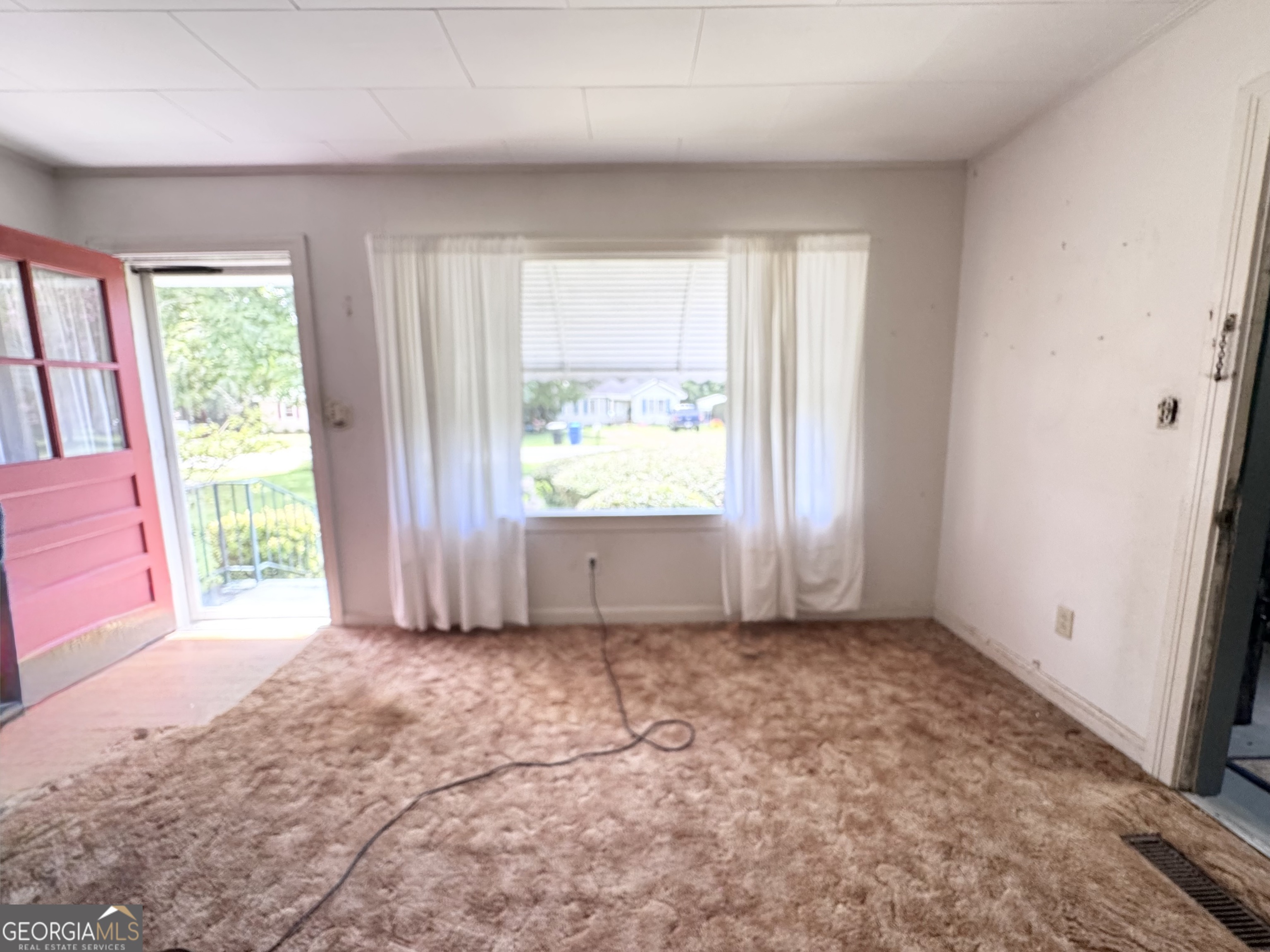 209 Vernon Street Property Photo 8