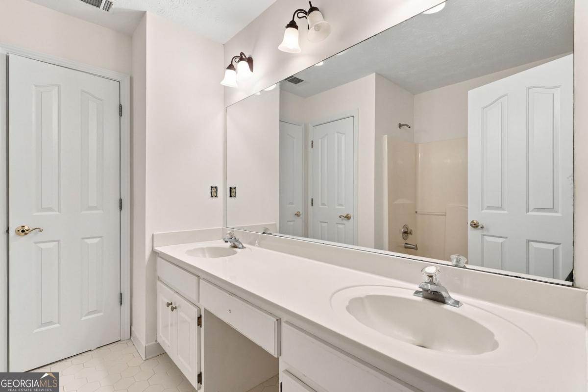2782 Ashton Tree Place Property Photo 37