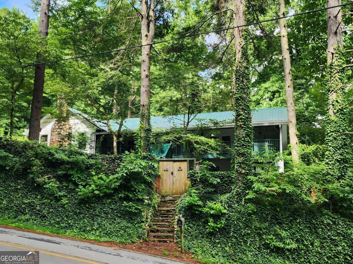 654 Low Gap Road Property Photo 1