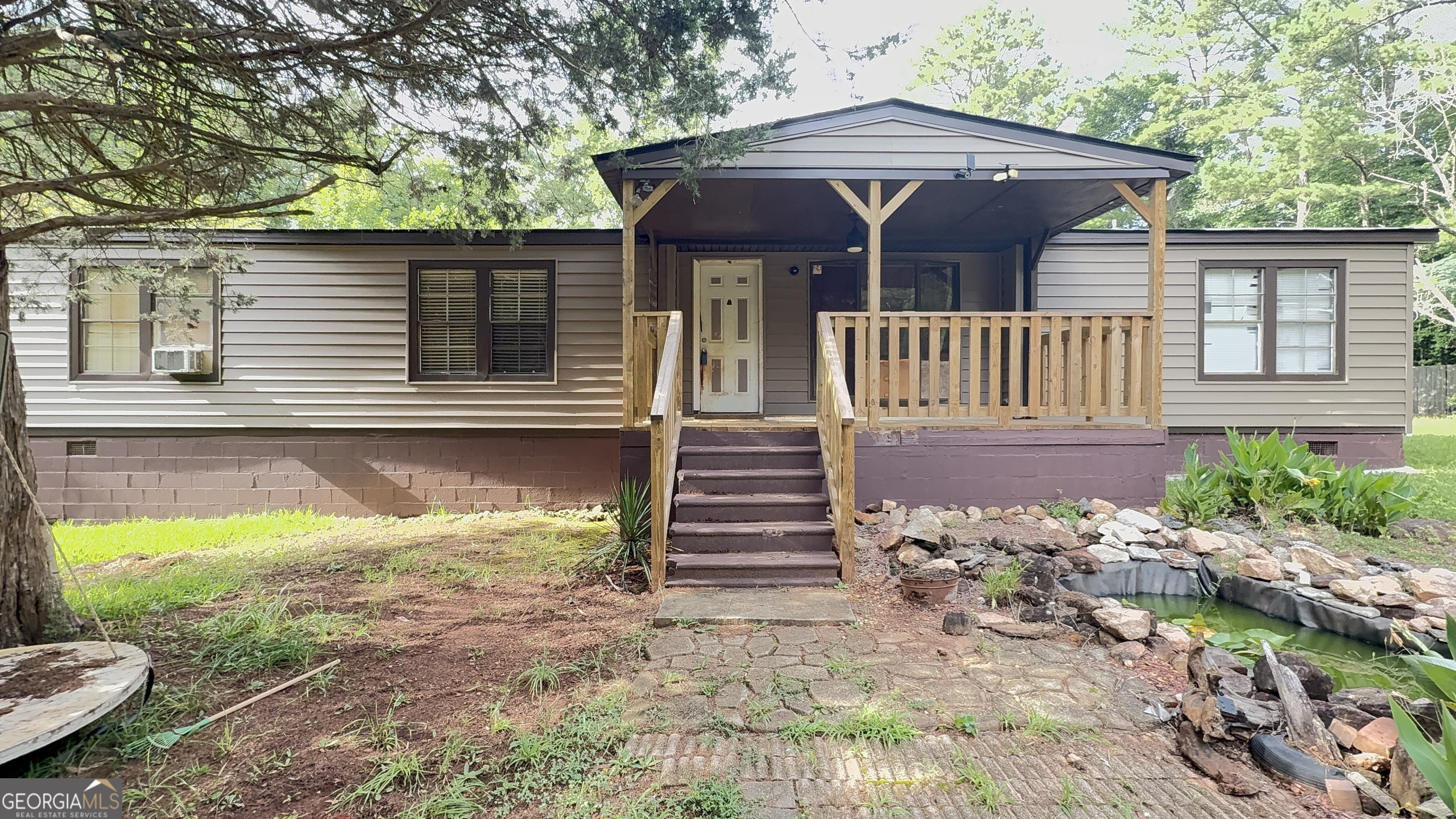 155 Skyview Road Property Photo 1