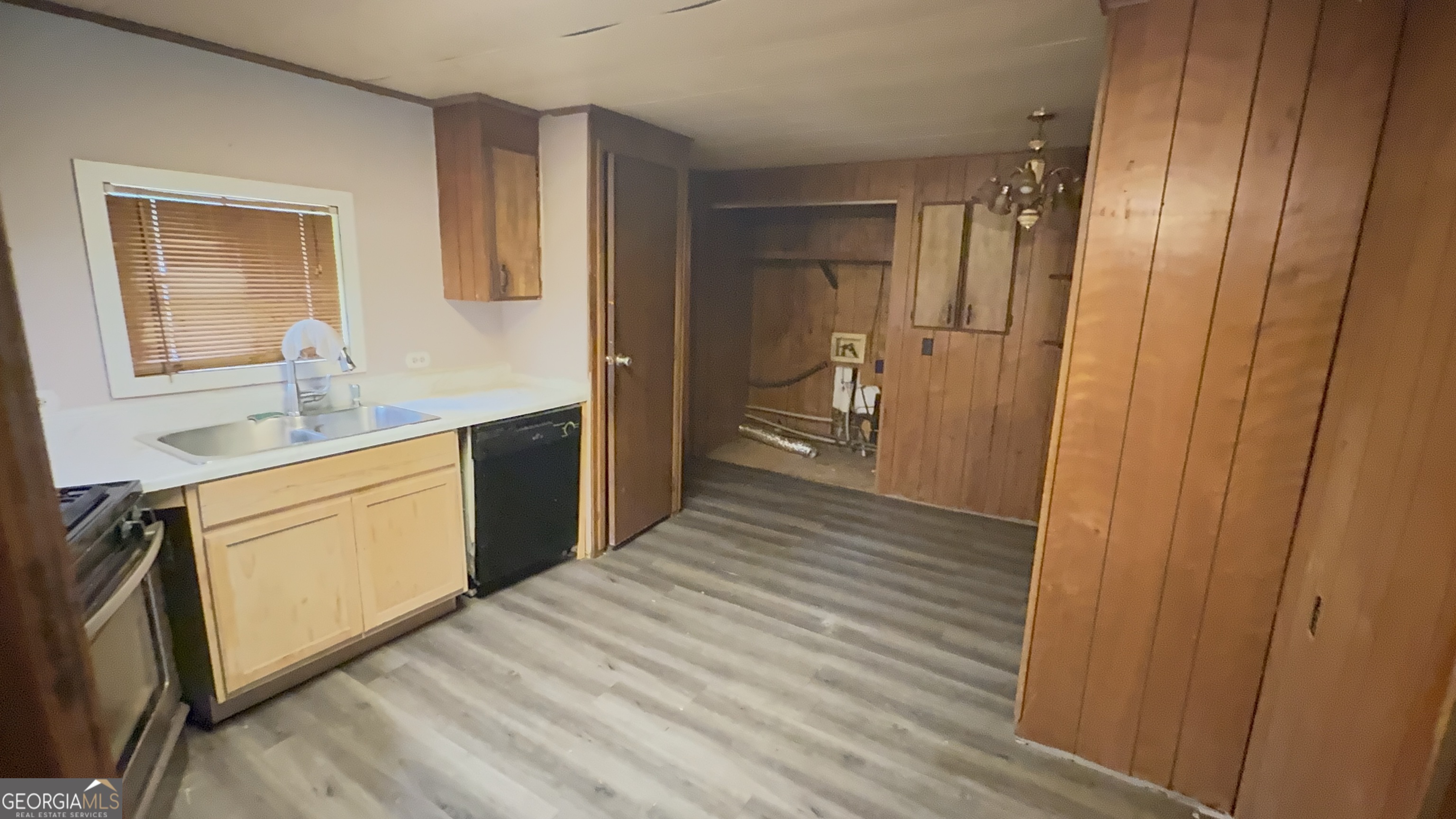 155 Skyview Road Property Photo 6
