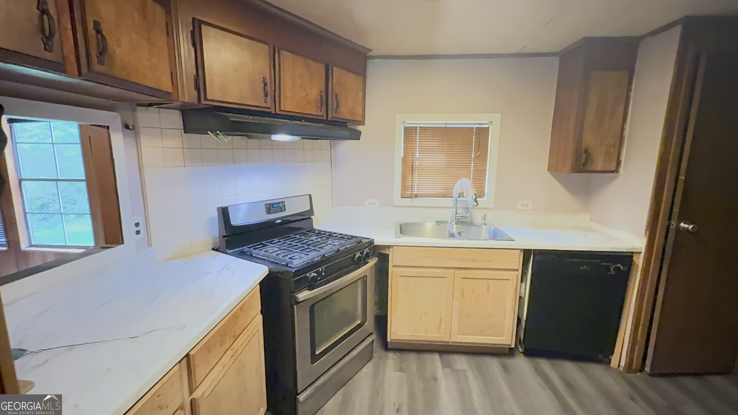 155 Skyview Road Property Photo 7