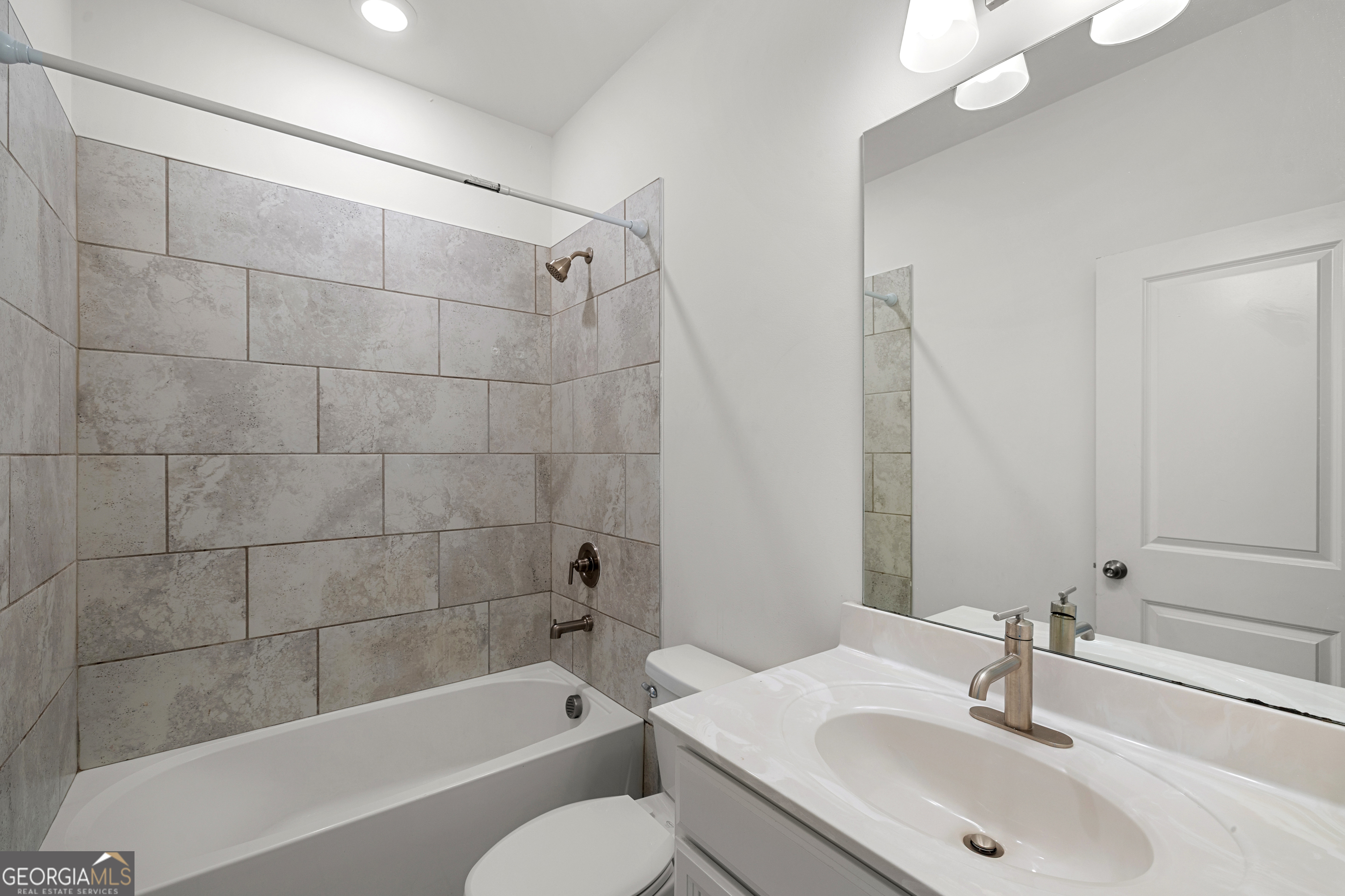 307 Danville Avenue Property Photo 22
