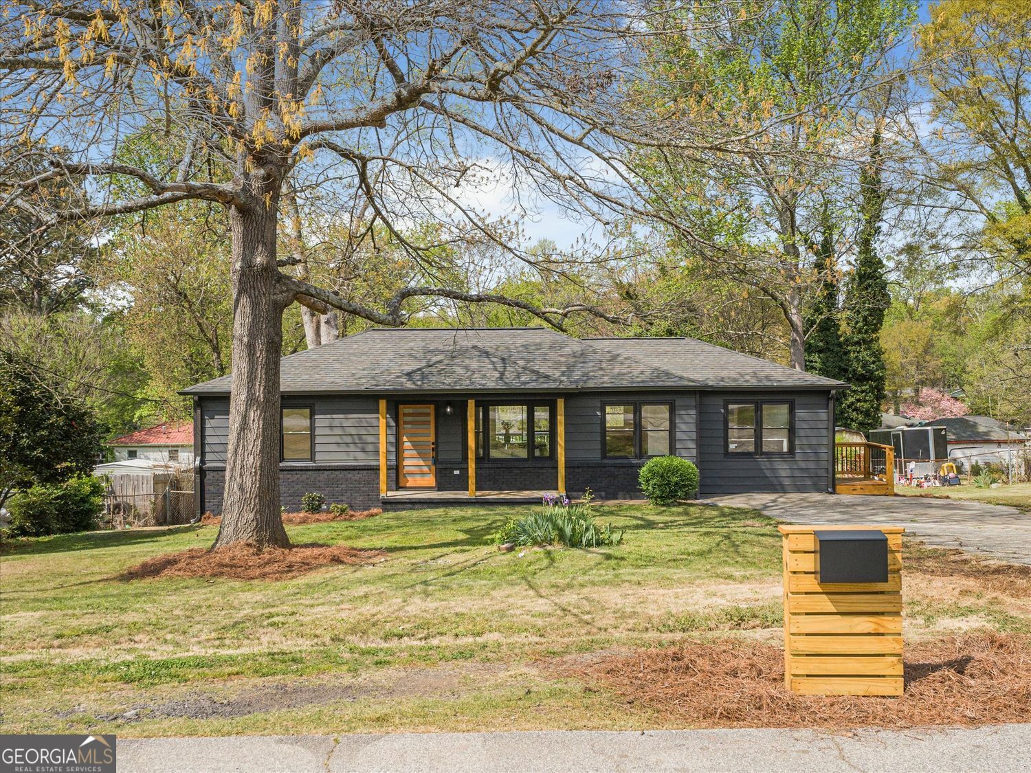 960 Pine Forest Drive Sw Property Photo 1