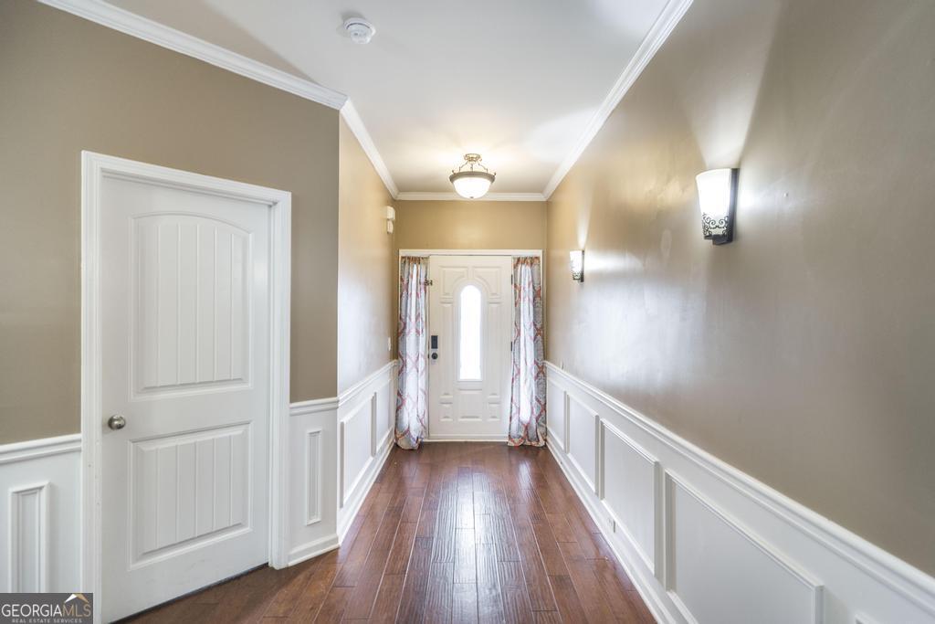 204 Amelia Drive Property Photo 2