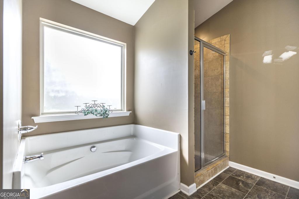 204 Amelia Drive Property Photo 16