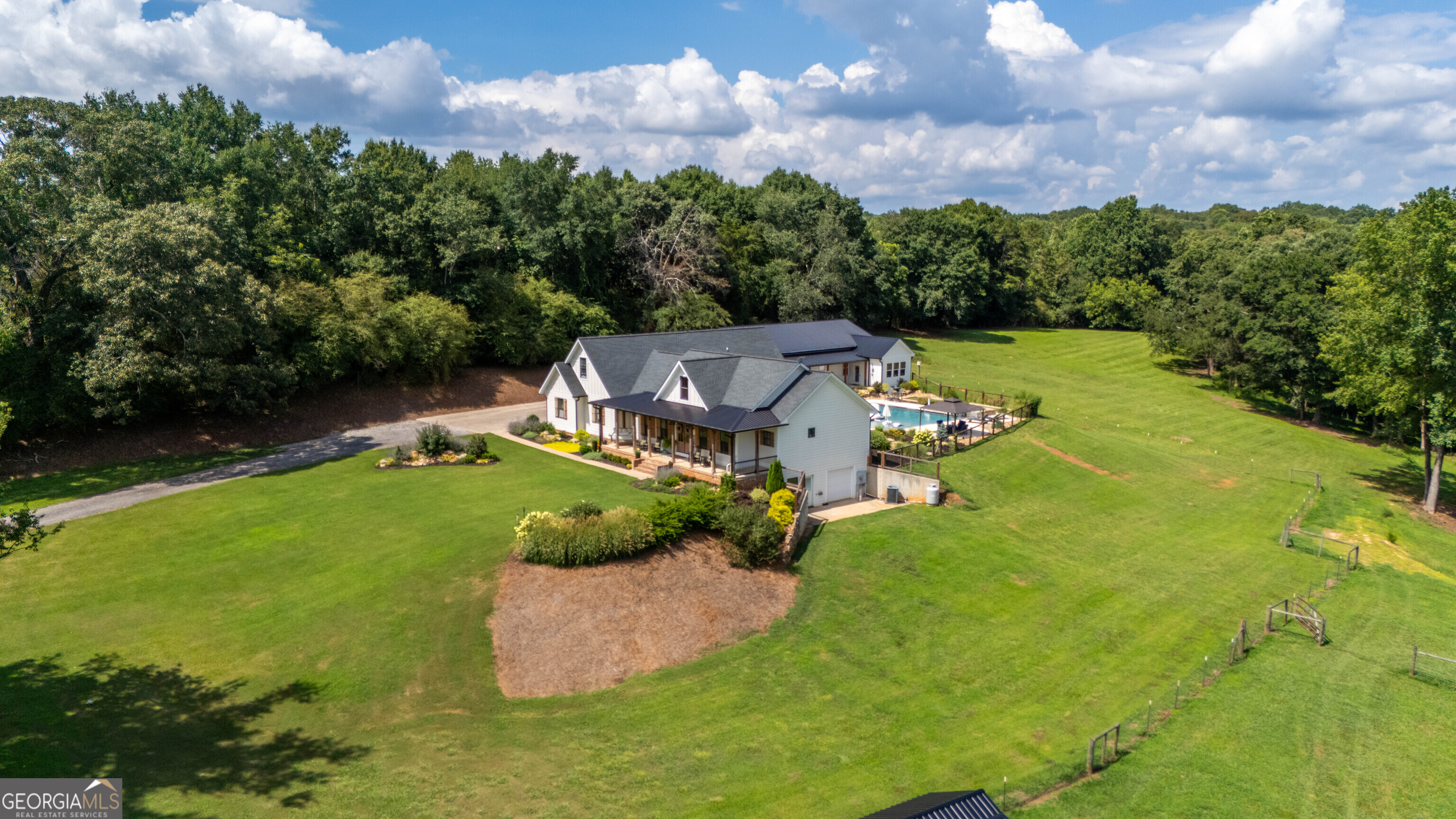 7625 W County Line Road Property Photo 4