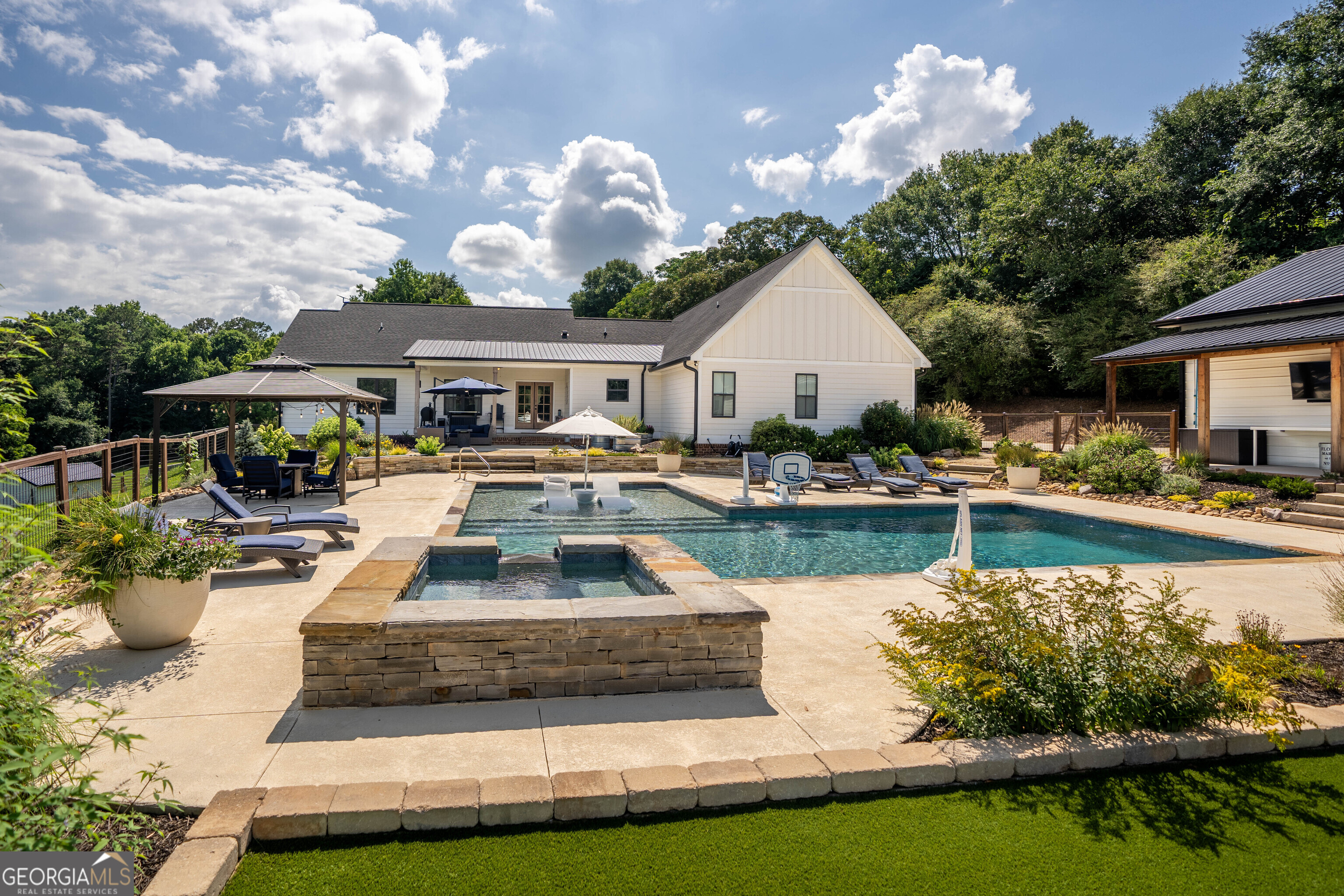 7625 W County Line Road Property Photo 13