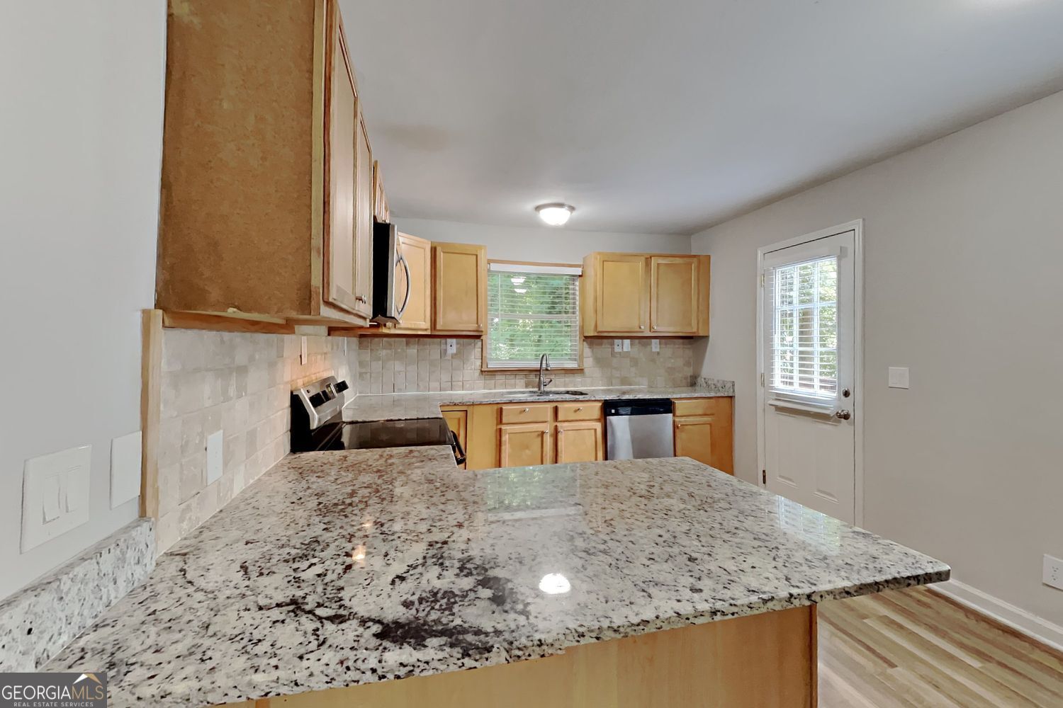 3346 Hickory Bluff Drive Property Photo 4