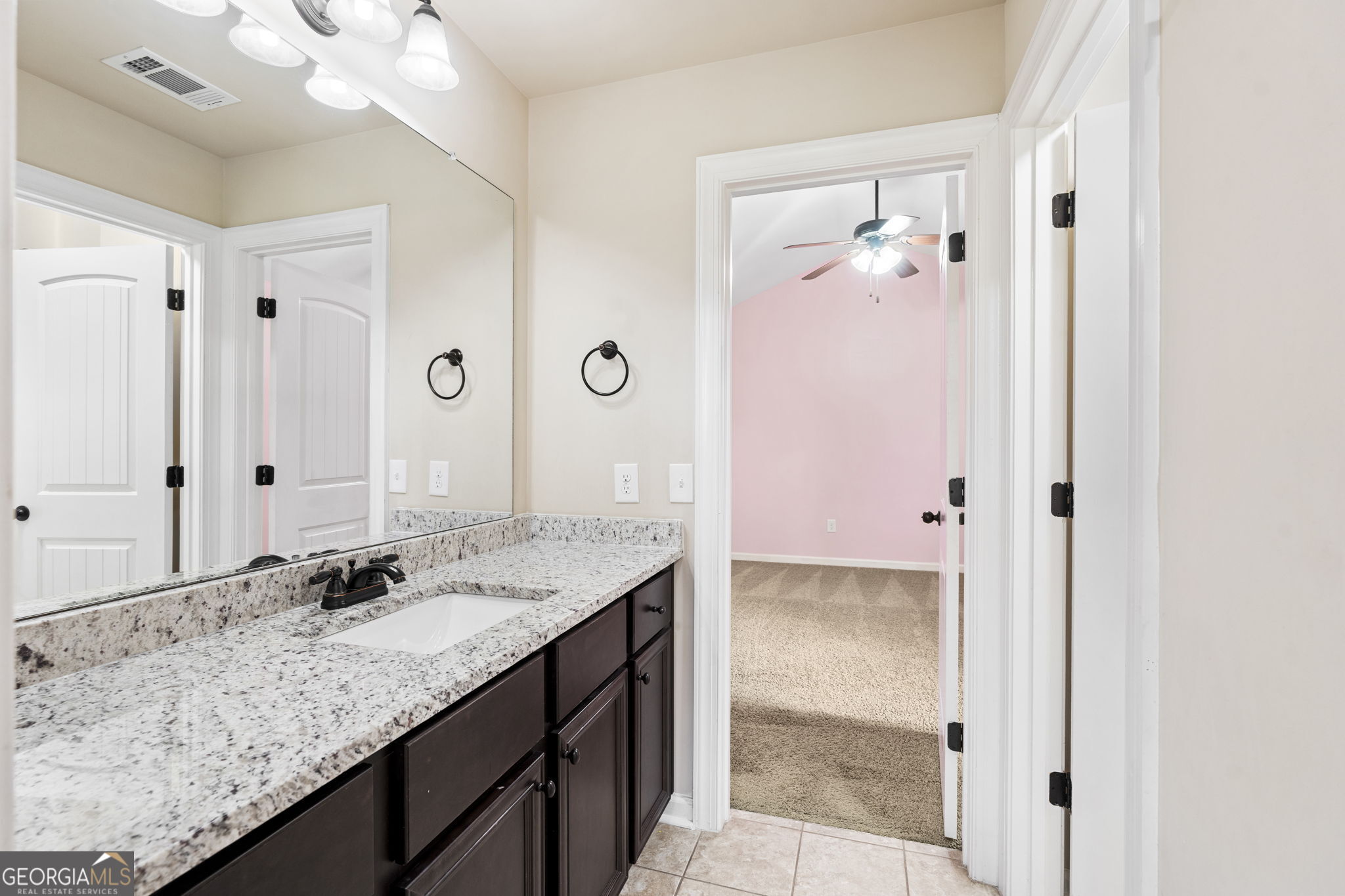 206 Red Hawk Point Property Photo 44
