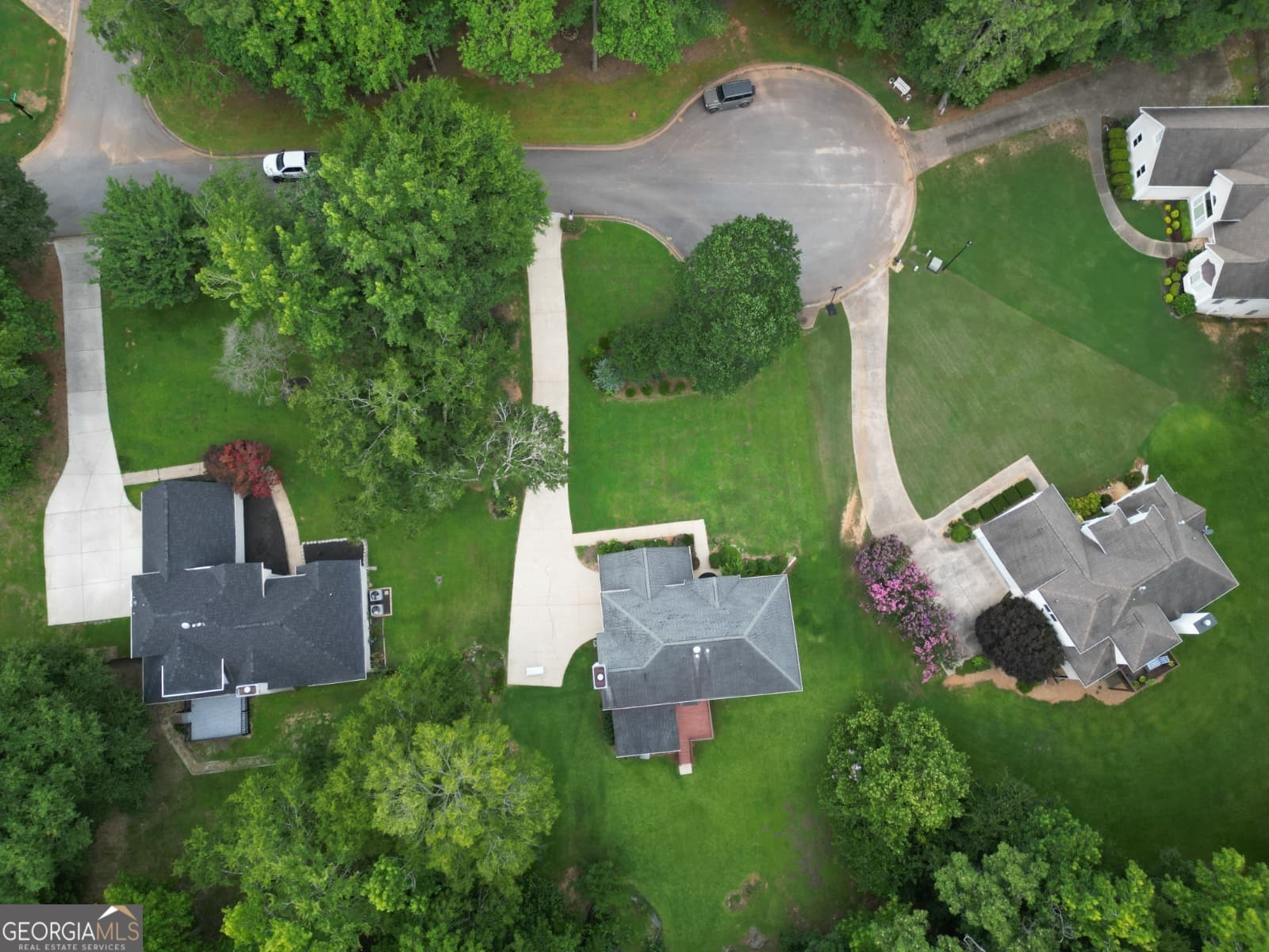 285 Mosby Woods Drive Property Photo 6