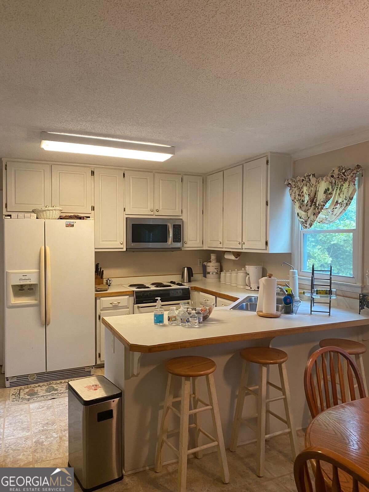 285 Mosby Woods Drive Property Photo 10