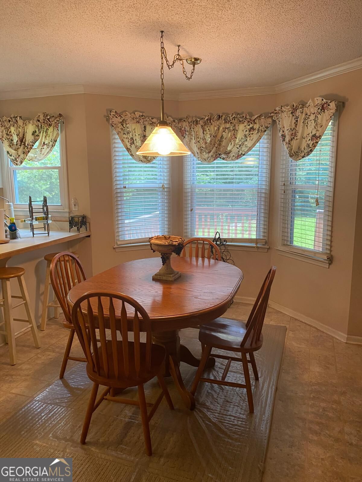 285 Mosby Woods Drive Property Photo 11