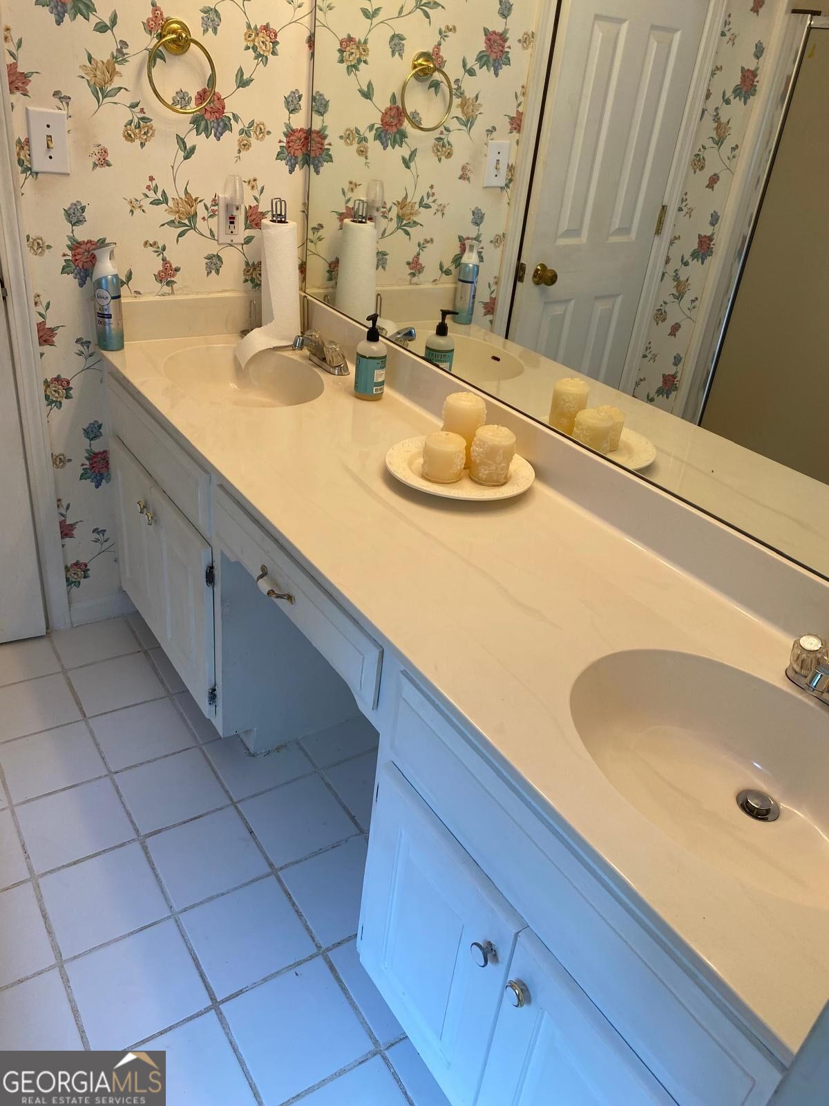 285 Mosby Woods Drive Property Photo 18