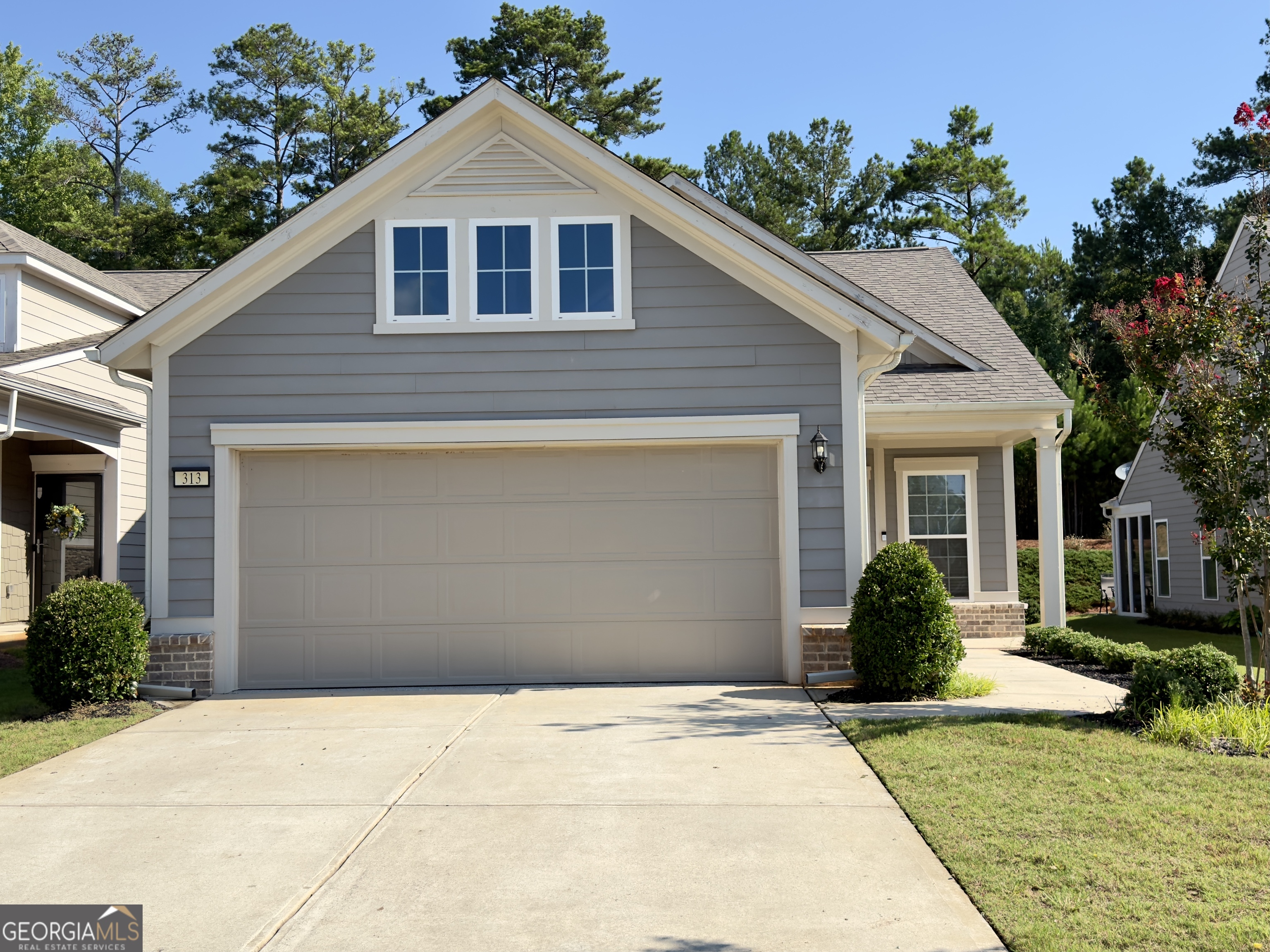 313 Duplin Drive Property Photo 2