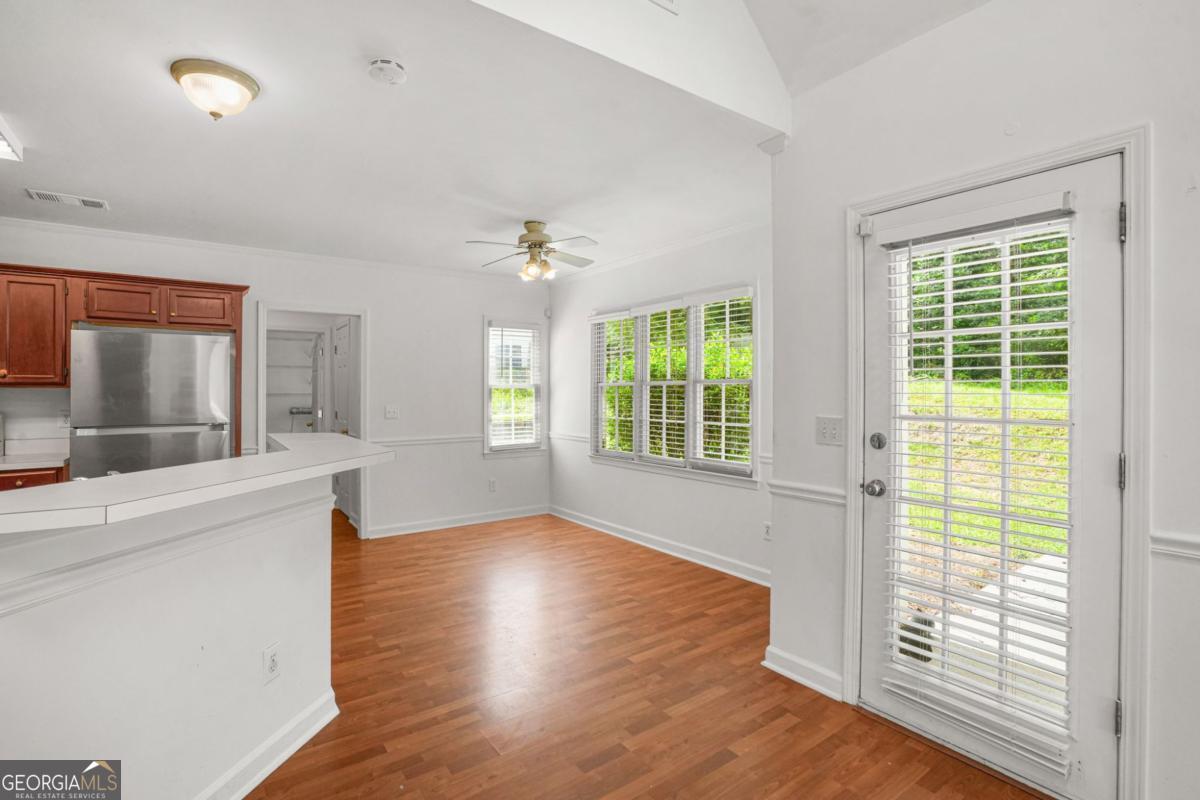 909 Michael Lee Way Property Photo 8