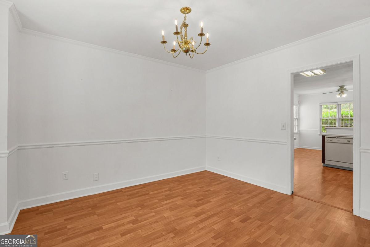 909 Michael Lee Way Property Photo 13