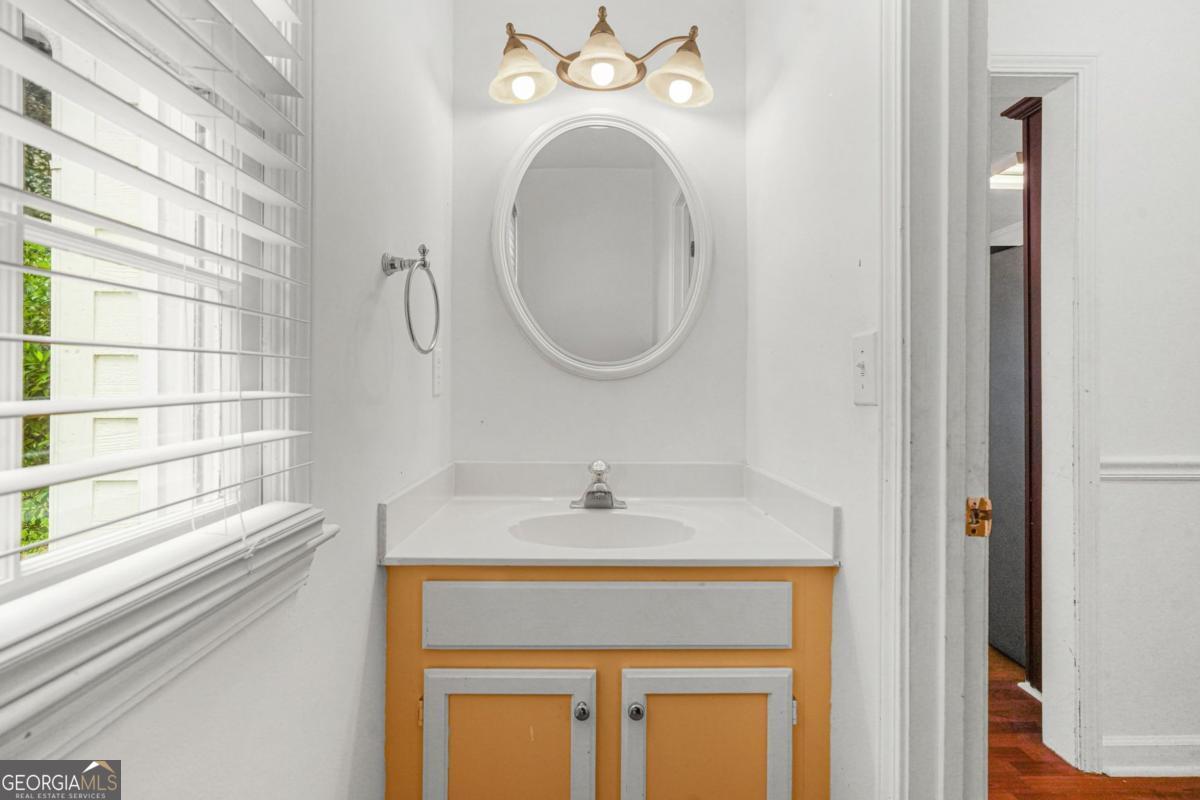 909 Michael Lee Way Property Photo 25