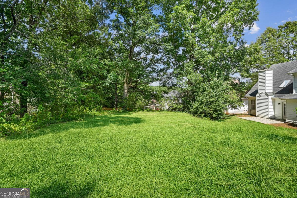 909 Michael Lee Way Property Photo 28