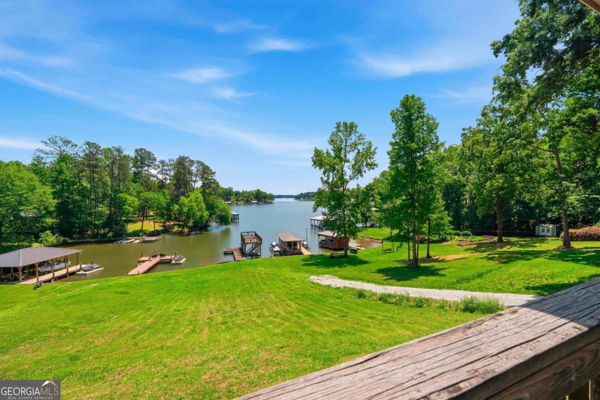 200 Possum Point Drive Property Photo 4