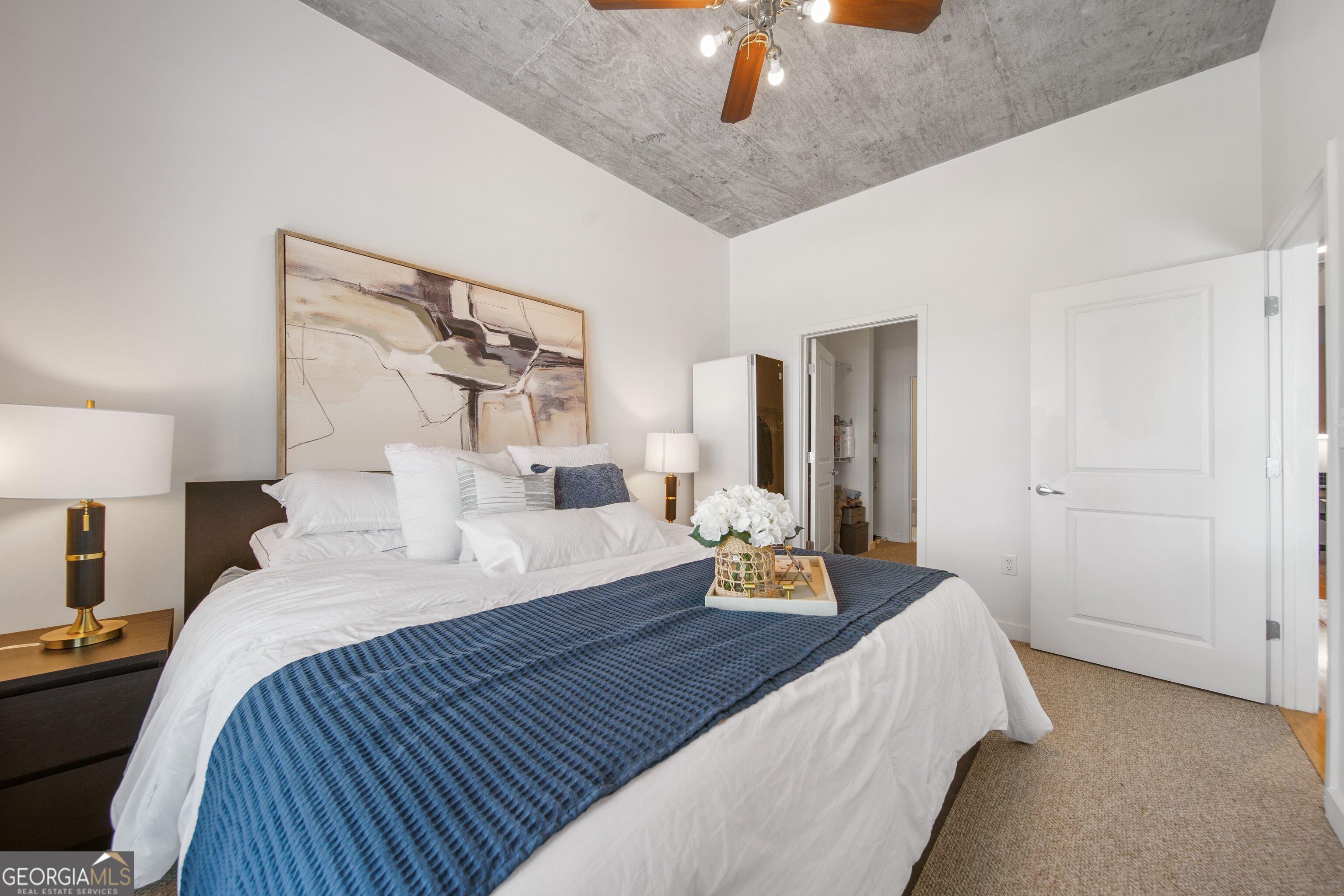 250 Pharr Road Ne # 412 Property Photo 6