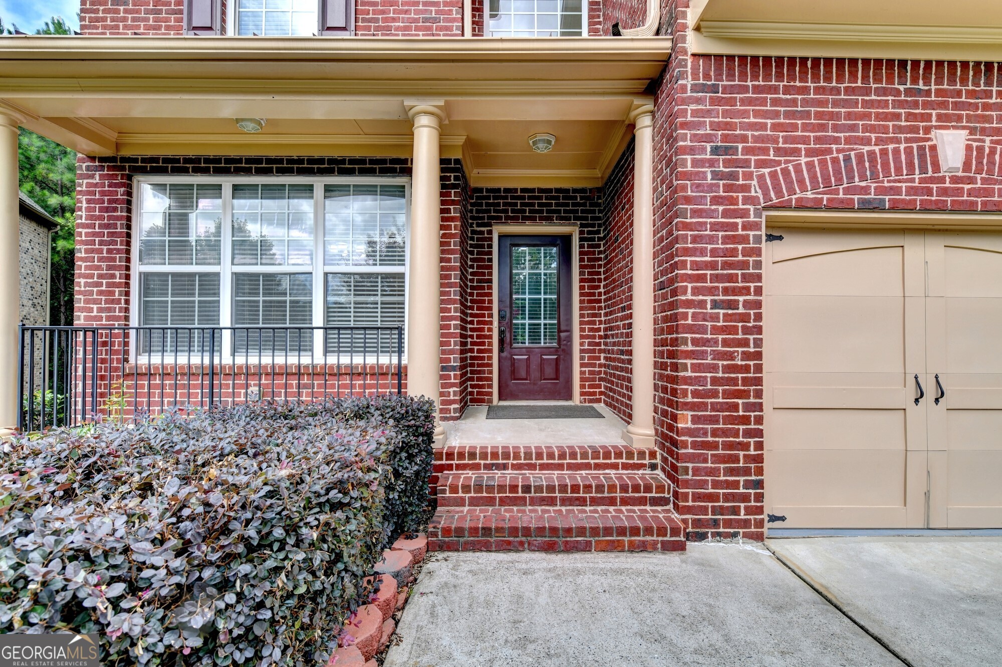 2511 Royston Drive Property Photo 7
