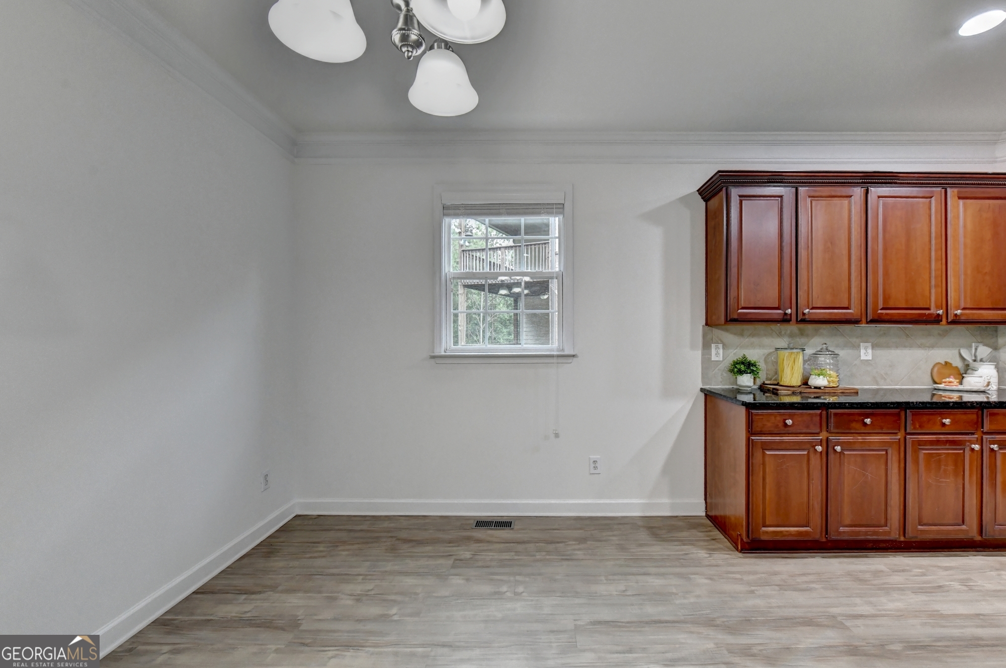 2511 Royston Drive Property Photo 23