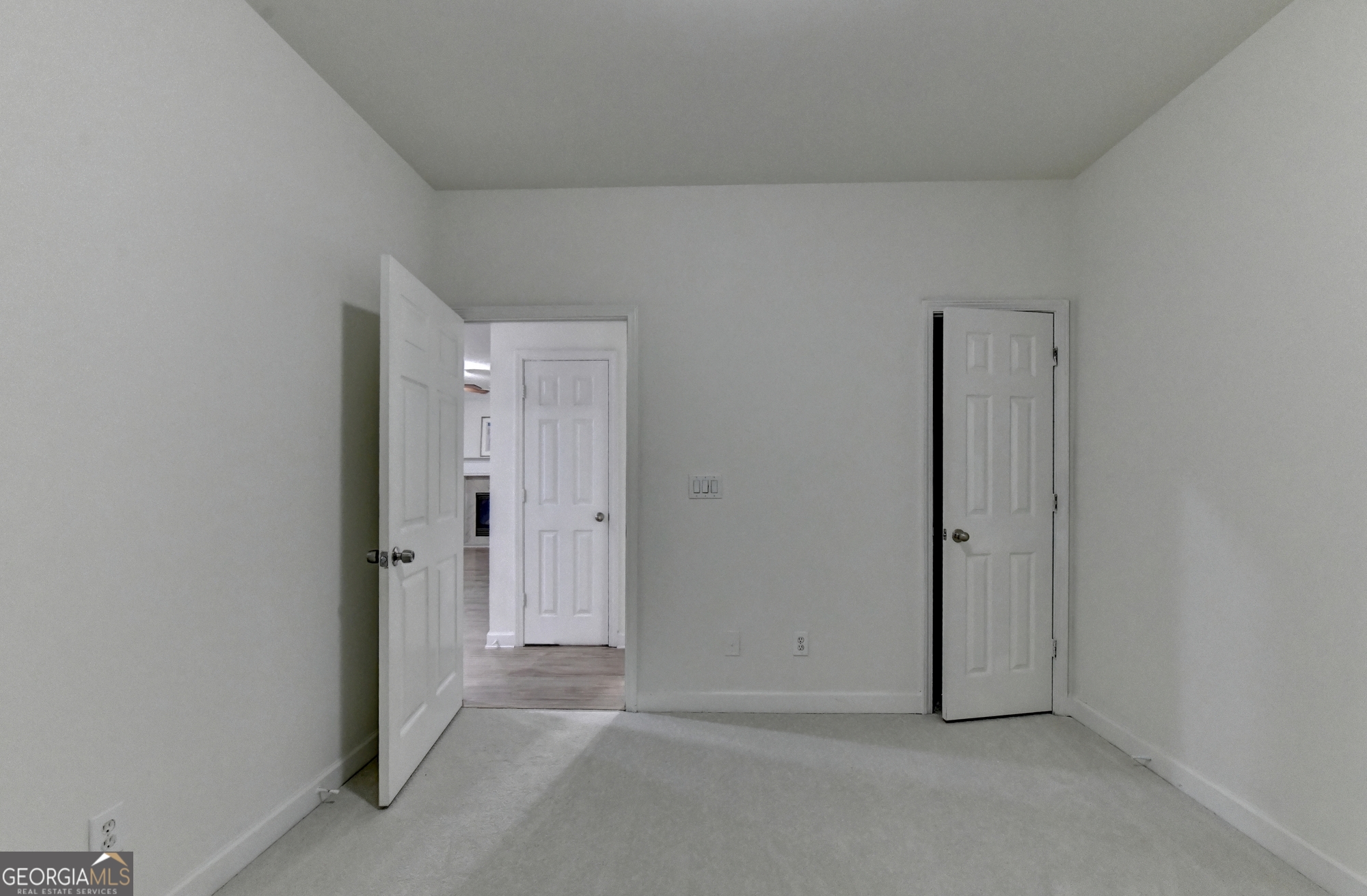 2511 Royston Drive Property Photo 37