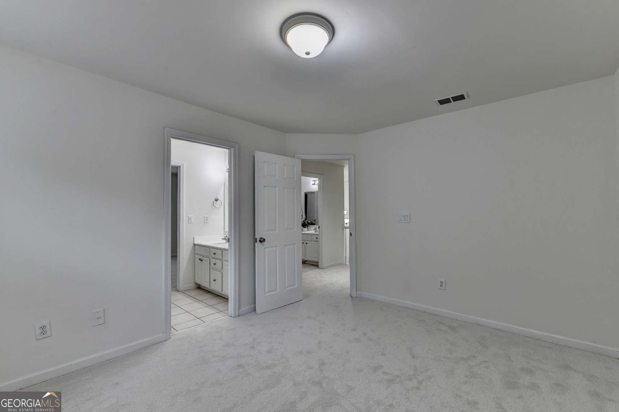 2511 Royston Drive Property Photo 63