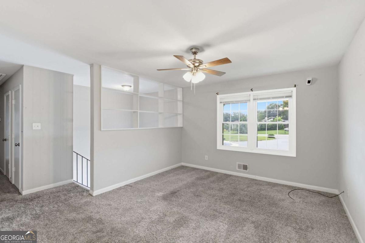 2442 Wakefield Cove Property Photo 10