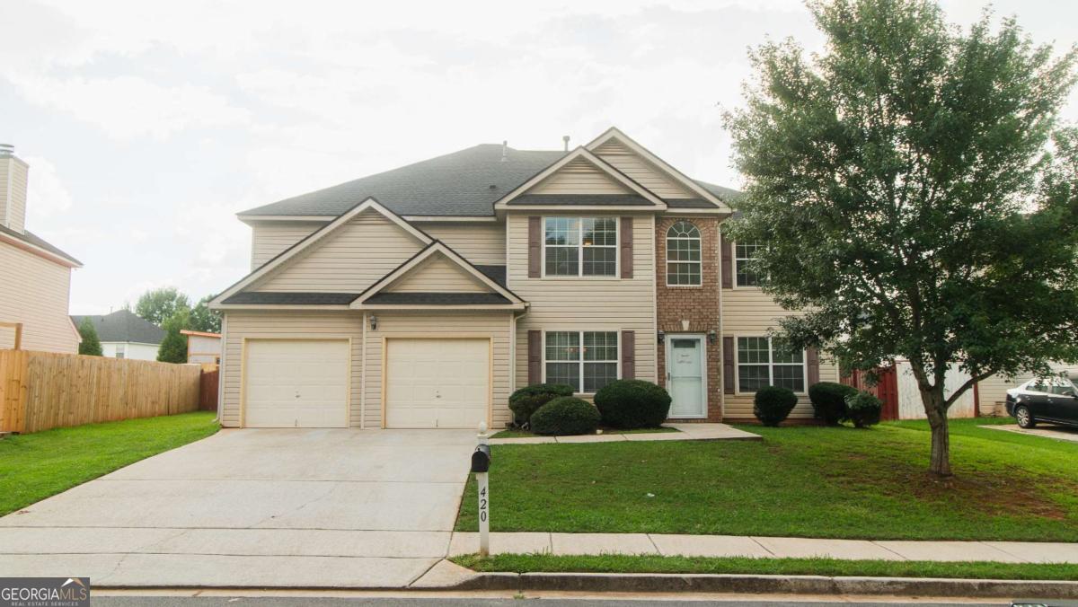 420 Oak Terrace Drive Property Photo 2