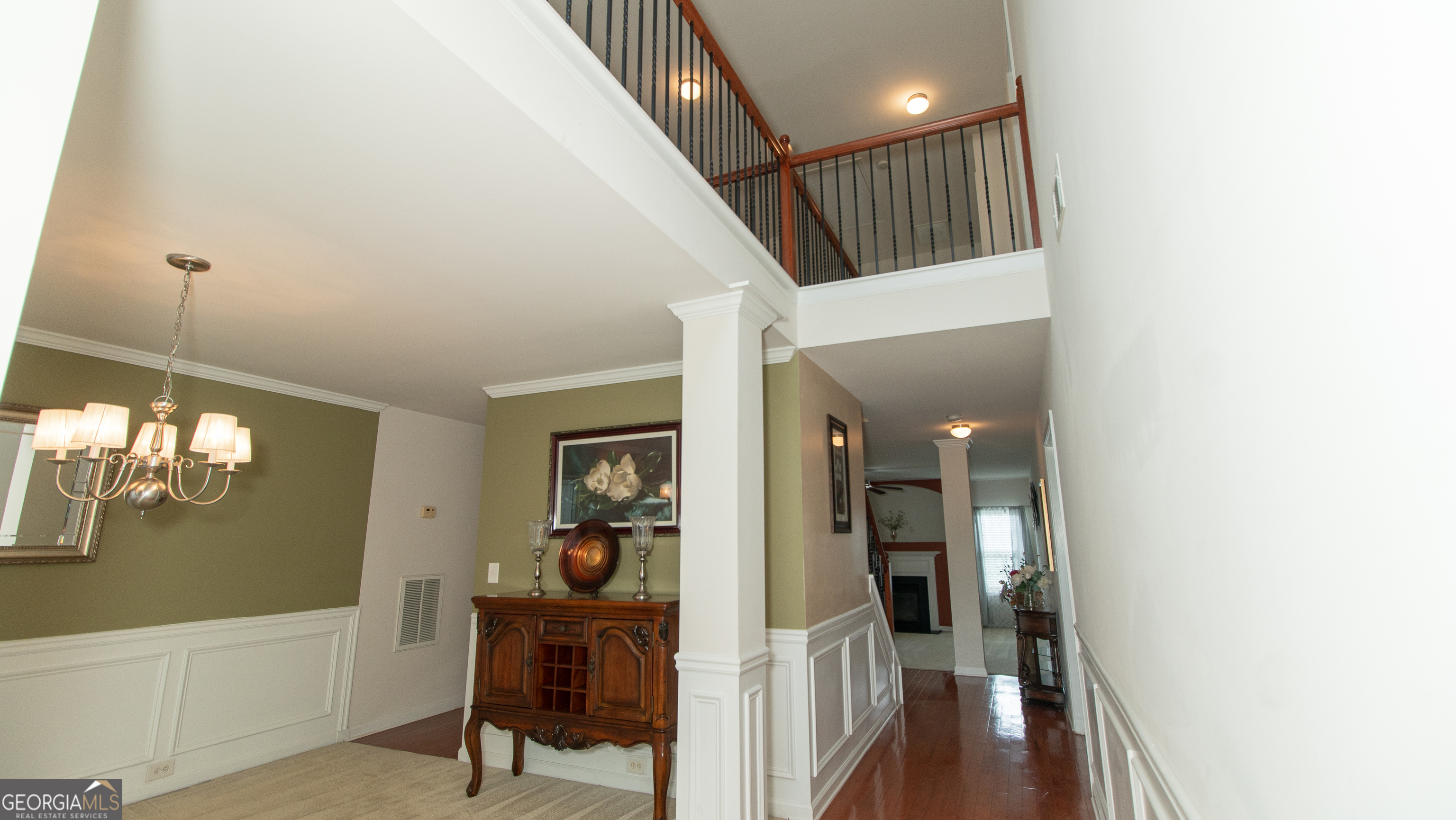 420 Oak Terrace Drive Property Photo 3
