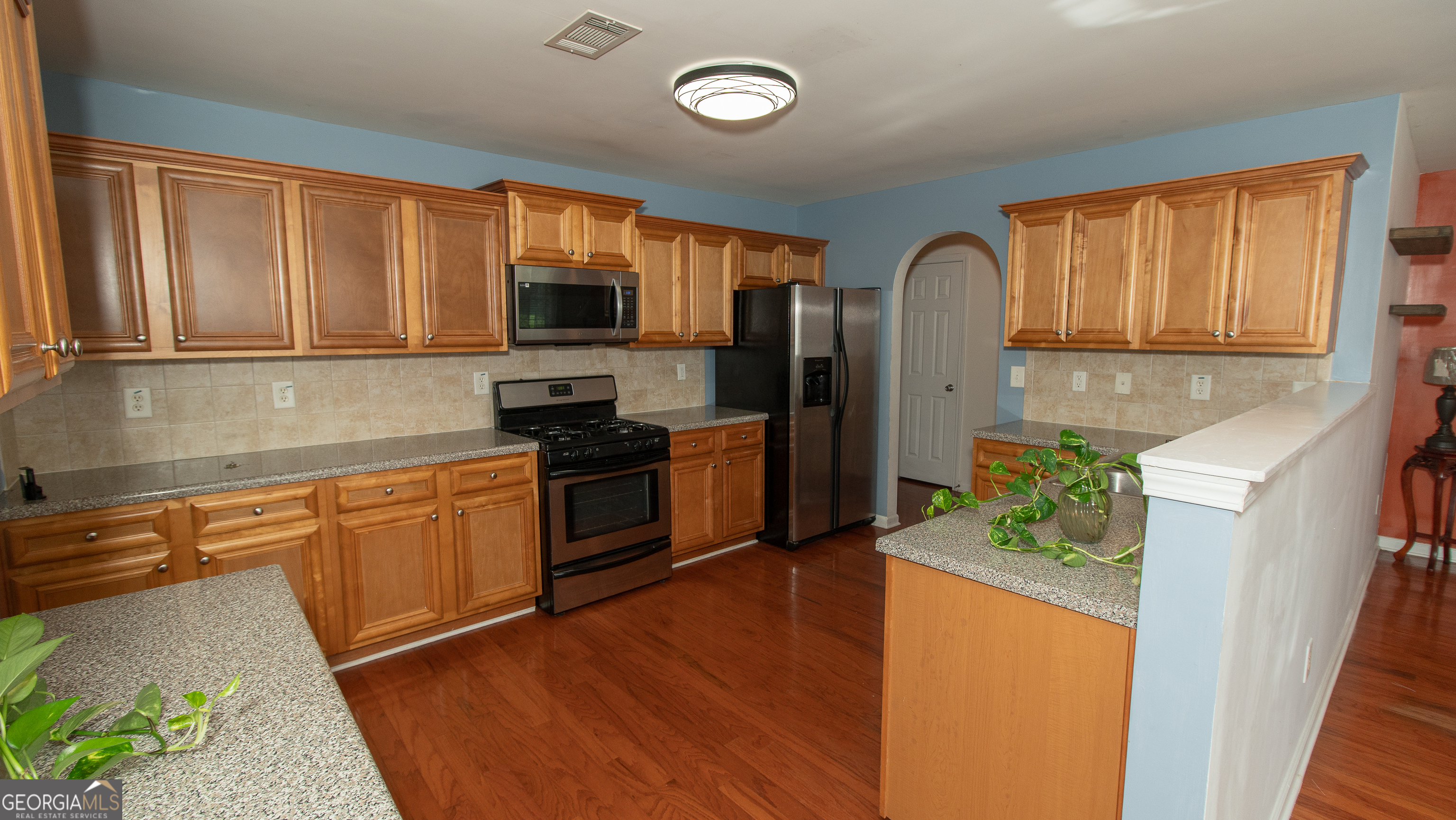 420 Oak Terrace Drive Property Photo 11