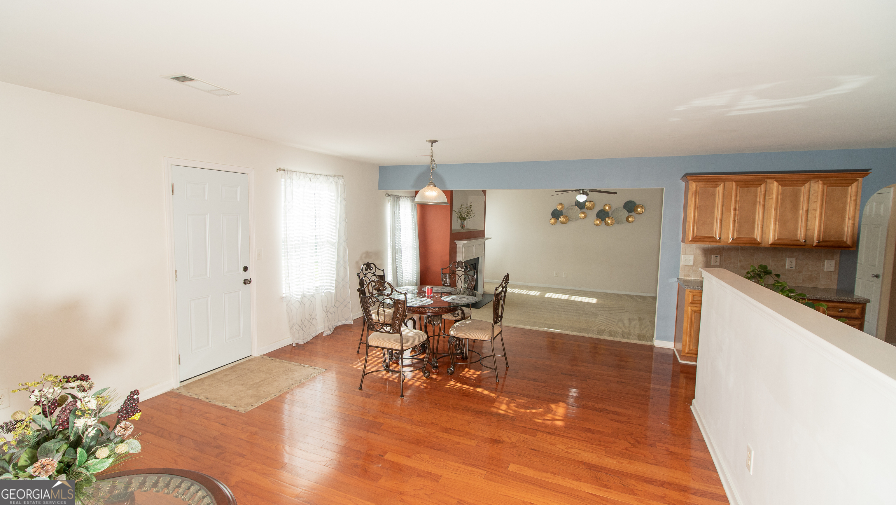 420 Oak Terrace Drive Property Photo 12