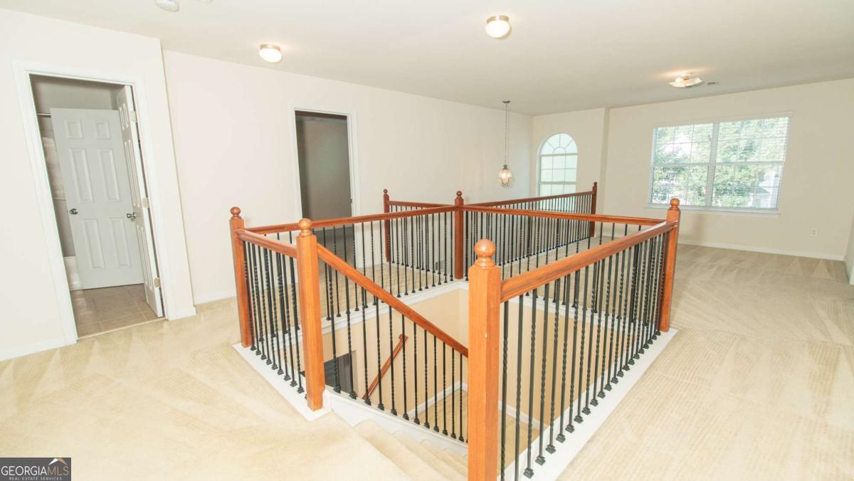 420 Oak Terrace Drive Property Photo 13
